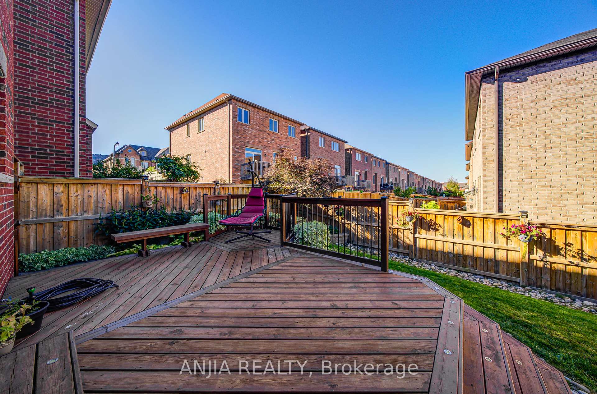 Photo 45 of 96 Brock Avenue, Markham, Berczy — HOMEH
