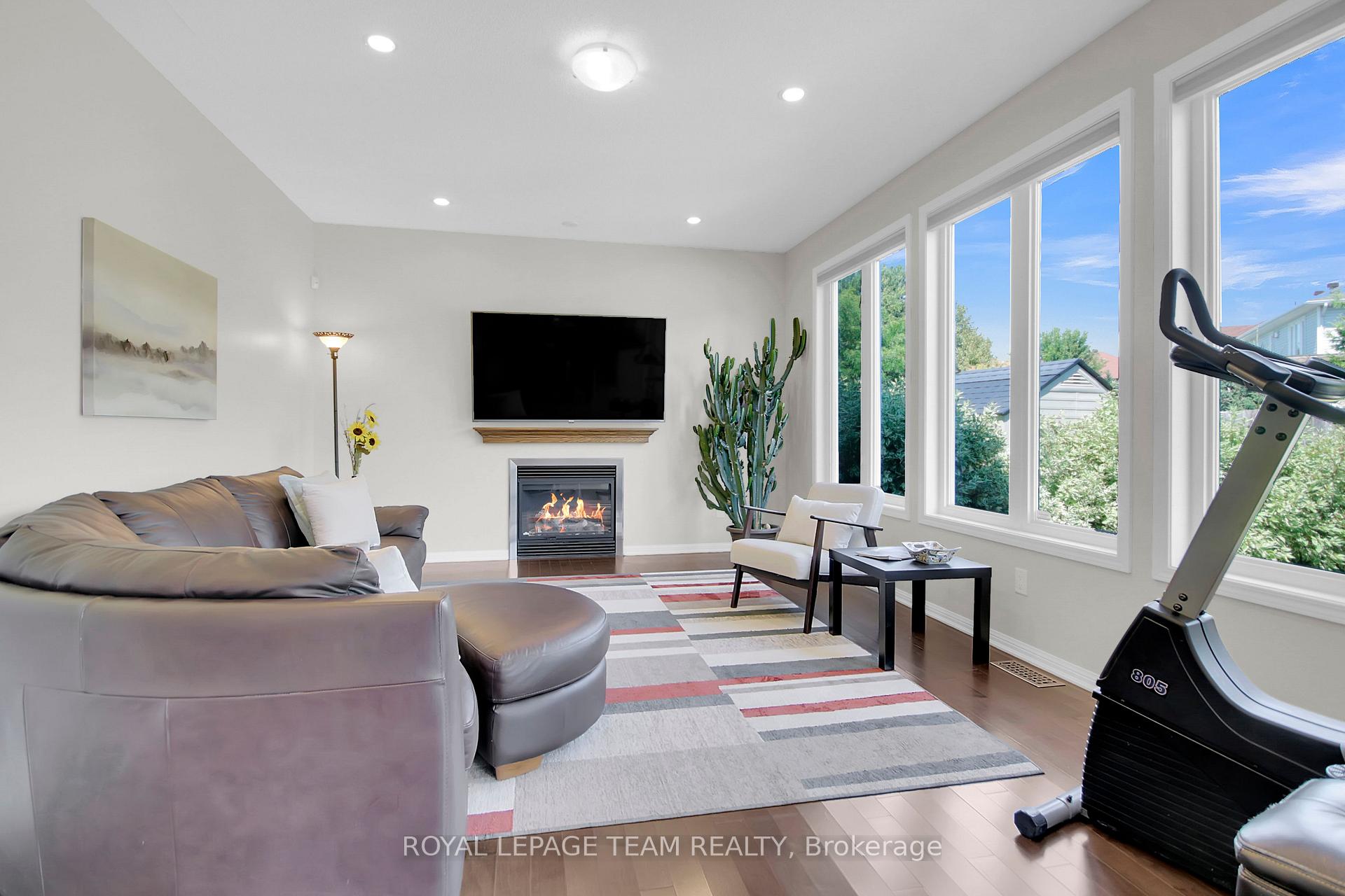 Photo 14 of 177 Ingersoll Crescent, Ottawa, Kanata - Kanata Lakes/Heritage Hills — HOMEH