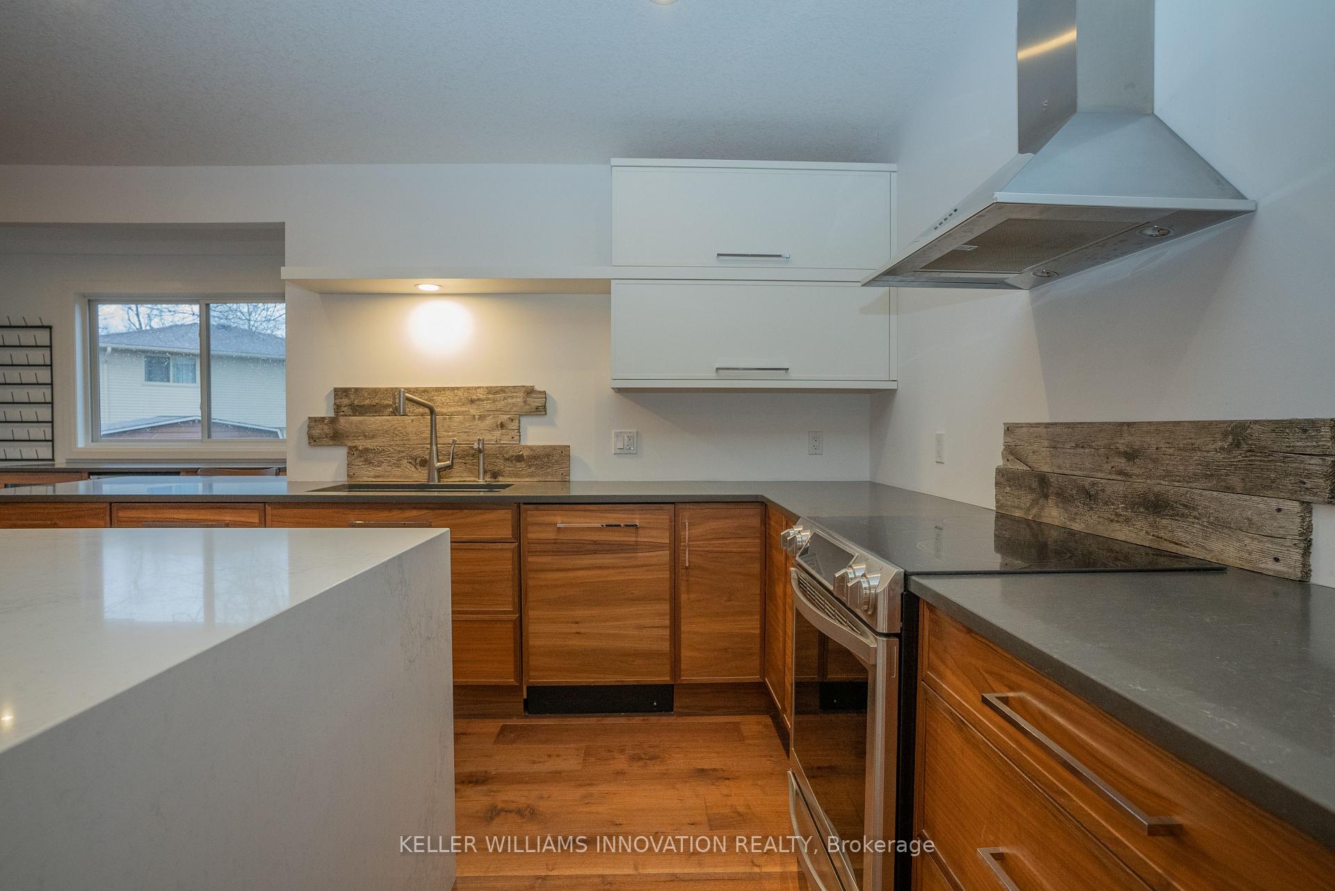 Photo 8 of 229 Westview Court, Kitchener — HOMEH