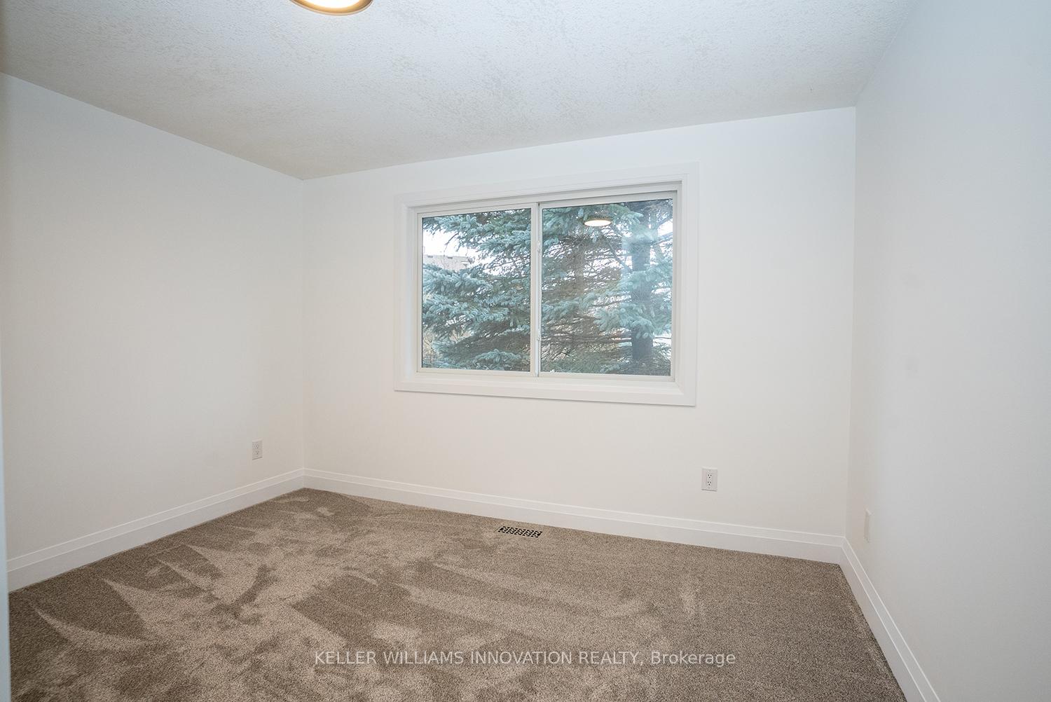 Photo 17 of 229 Westview Court, Kitchener — HOMEH