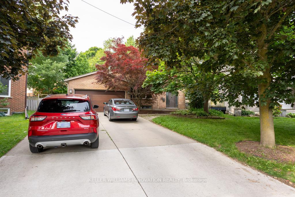 Photo 25 of 229 Westview Court, Kitchener — HOMEH