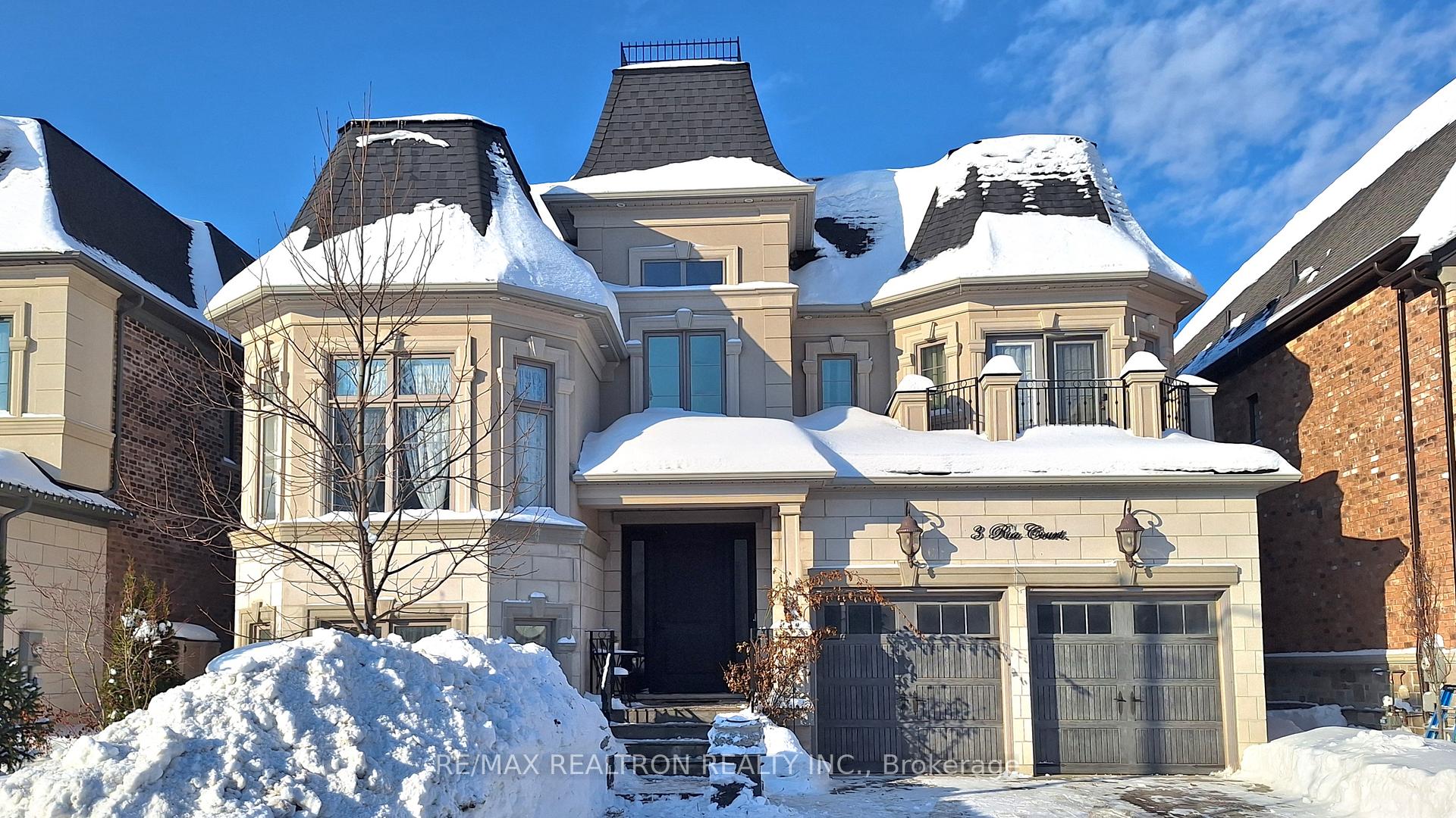 Photo 1 of 3 Ria Court, King, King City — HOMEH