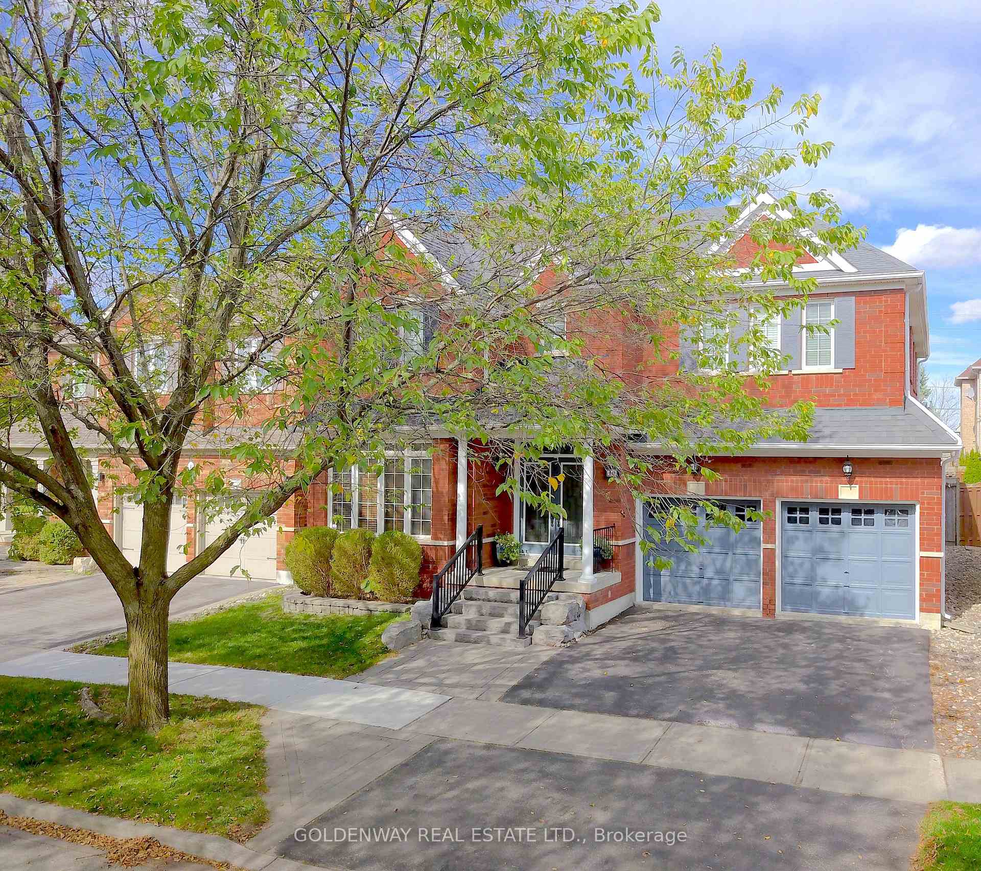 Photo 1 of 10 Bertram Earnshaw Drive, Markham, Berczy — HOMEH