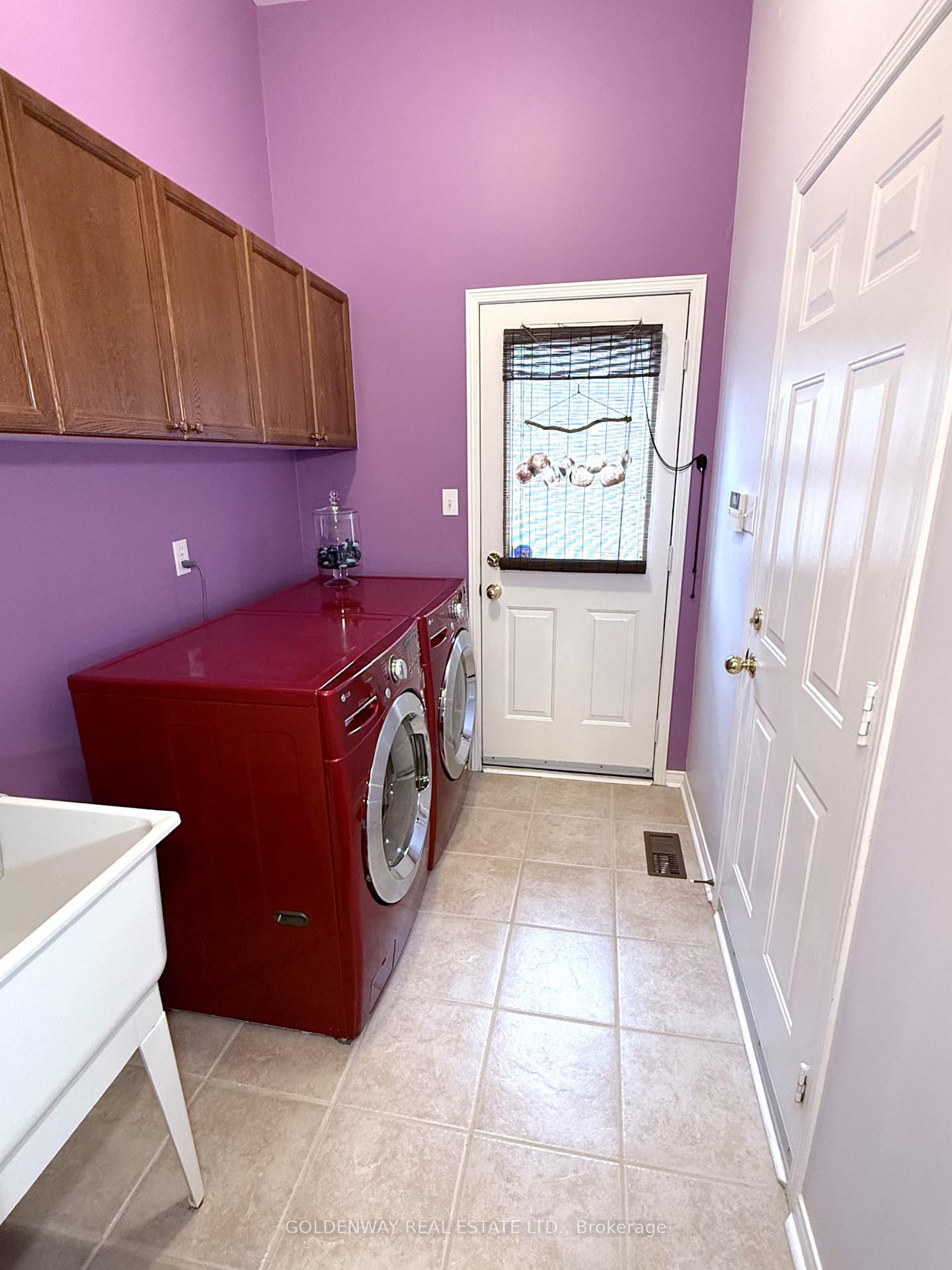 Photo 15 of 10 Bertram Earnshaw Drive, Markham, Berczy — HOMEH