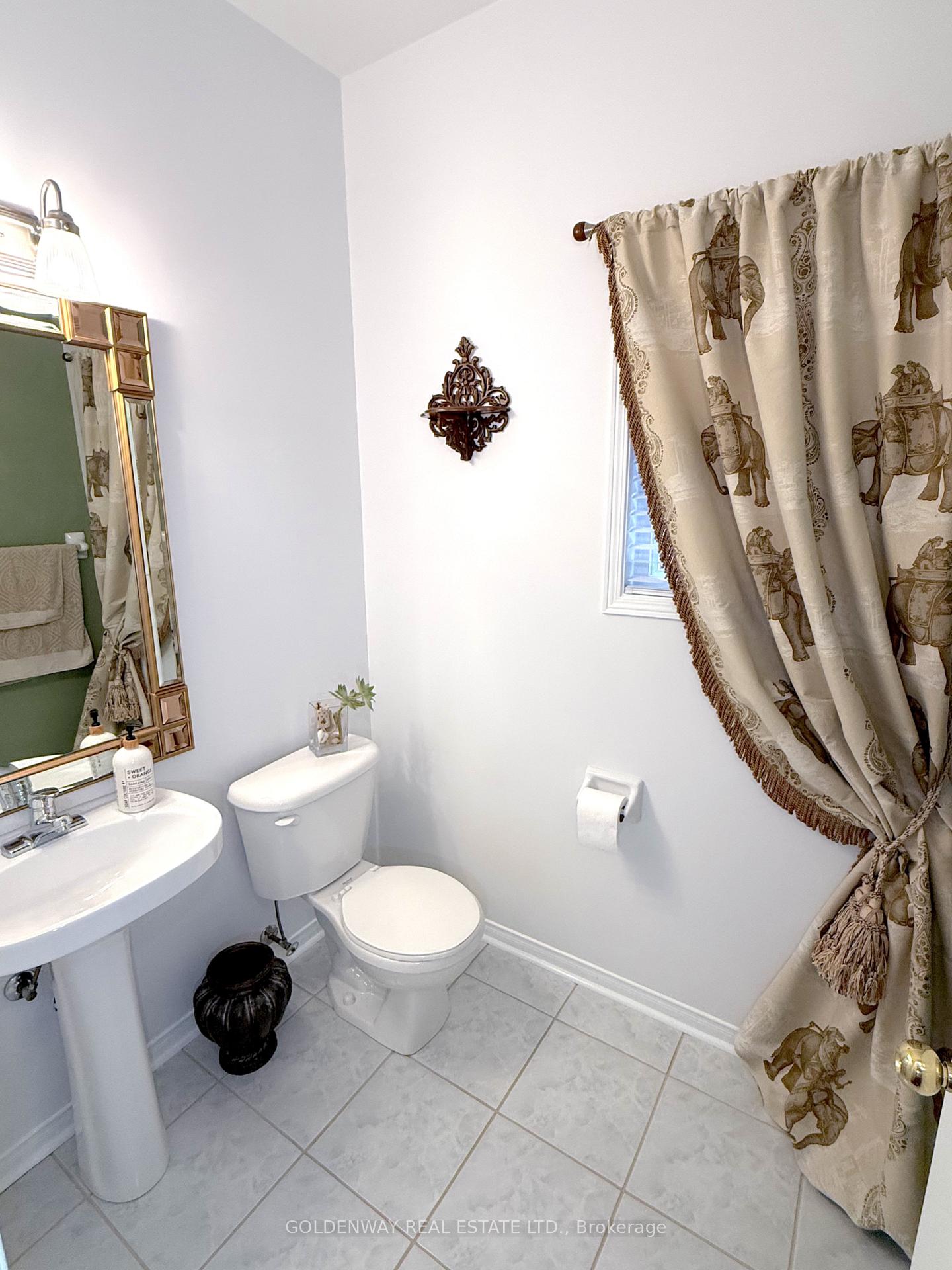 Photo 16 of 10 Bertram Earnshaw Drive, Markham, Berczy — HOMEH