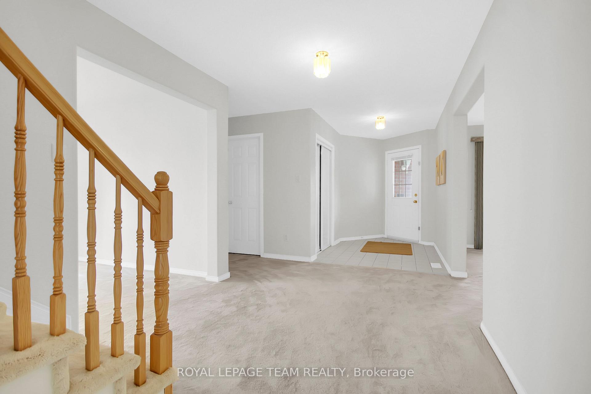 Photo 5 of 61 Beamish Crescent, Ottawa, Kanata - Morgan's Grant/South March — HOMEH