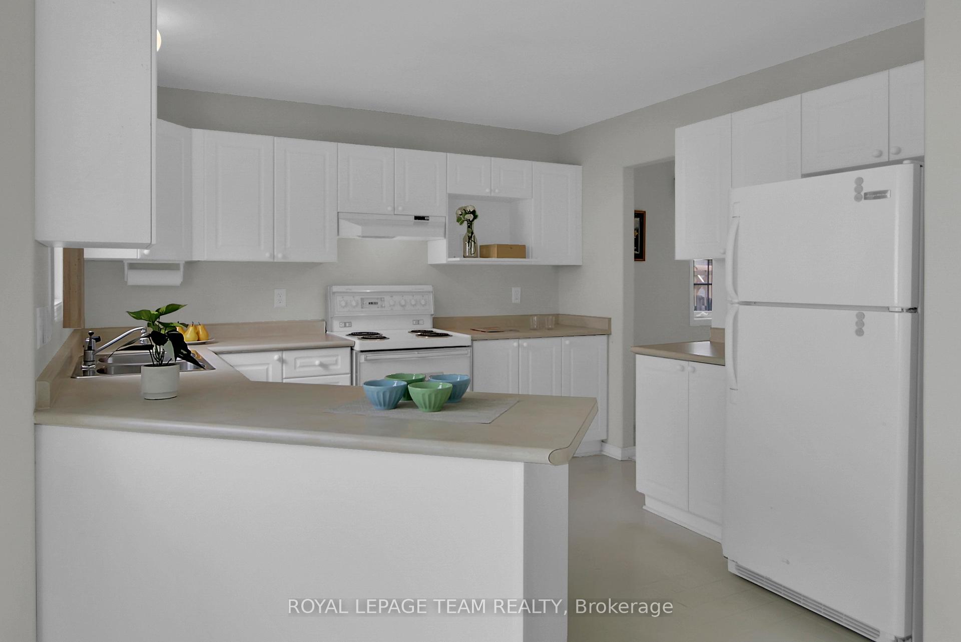 Photo 15 of 61 Beamish Crescent, Ottawa, Kanata - Morgan's Grant/South March — HOMEH