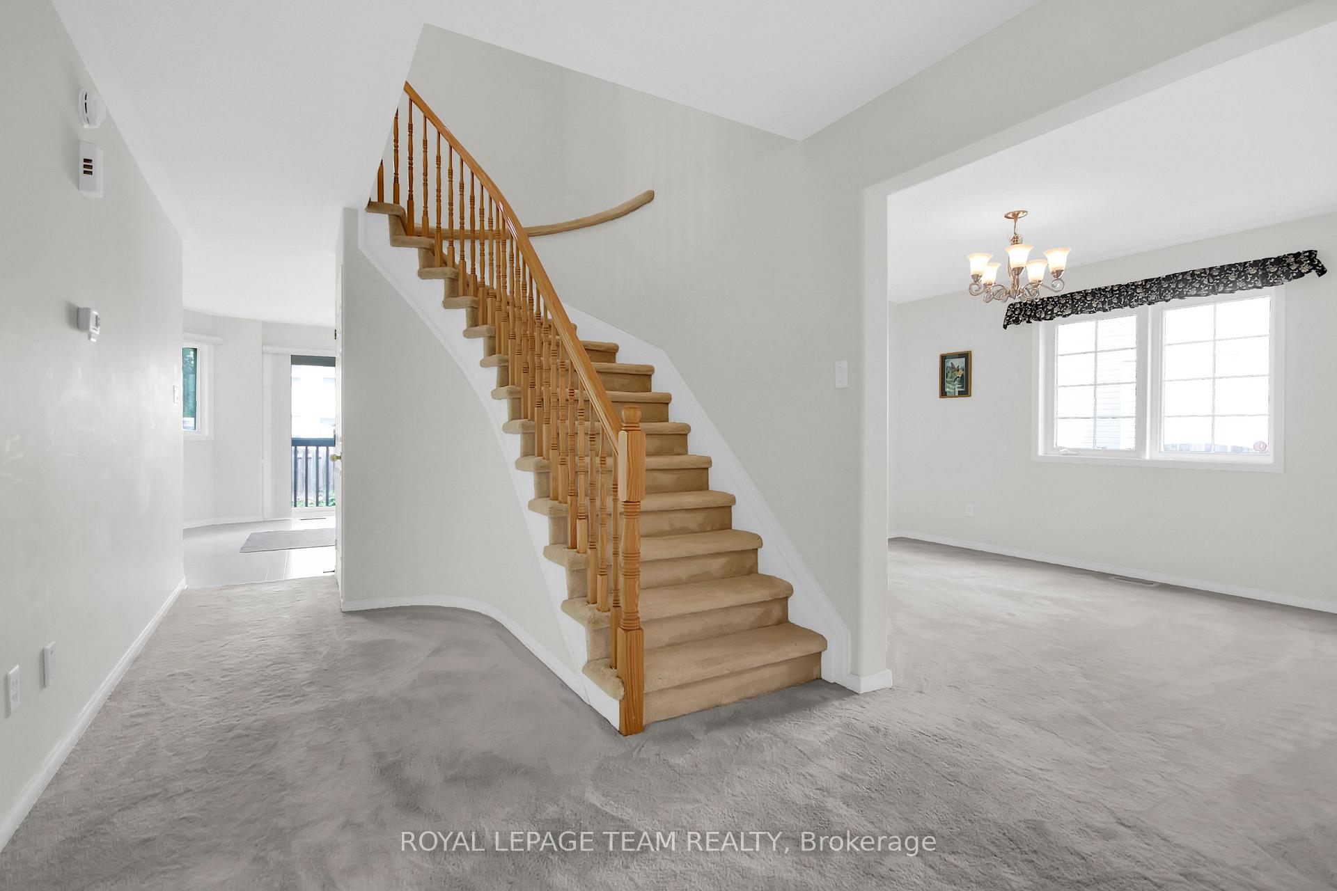 Photo 24 of 61 Beamish Crescent, Ottawa, Kanata - Morgan's Grant/South March — HOMEH