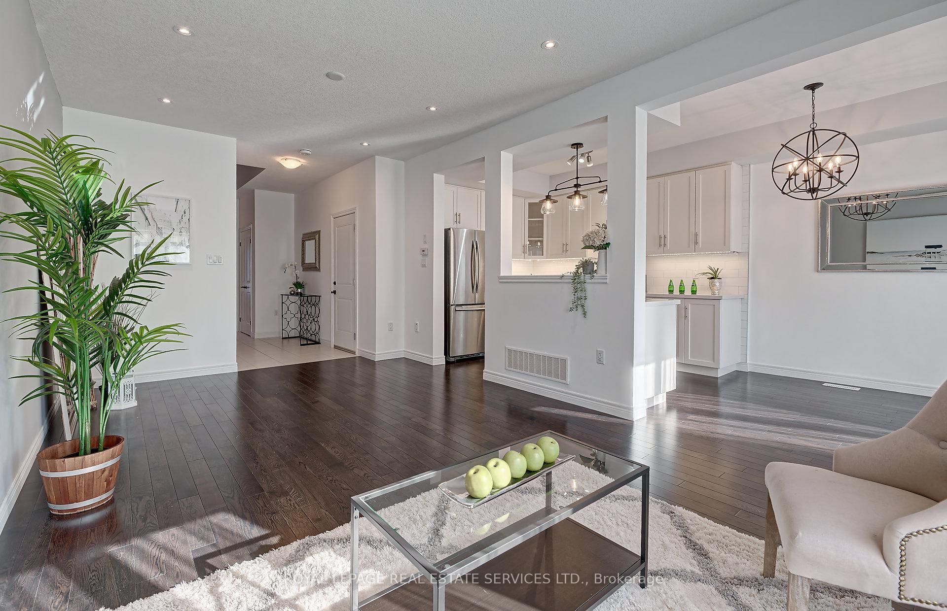 Photo 11 of 259 Pumpkin Pass, Hamilton, Binbrook — HOMEH