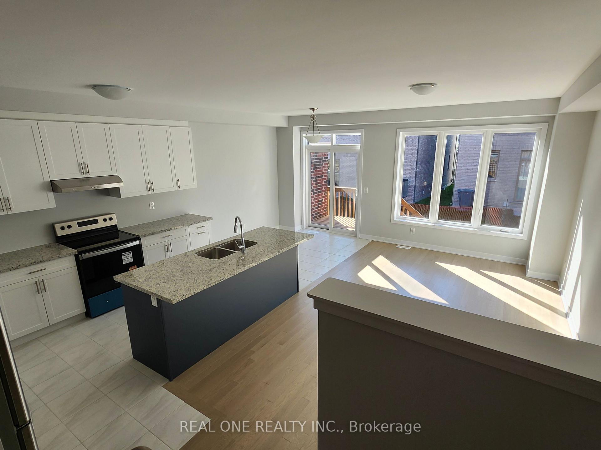 Photo 2 of 14 Freeman Williams Street, Markham, Angus Glen — HOMEH