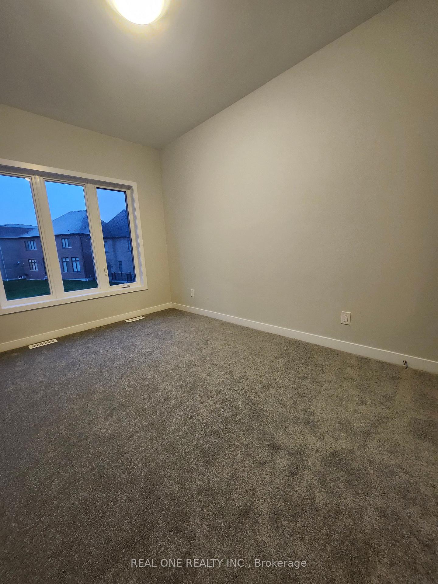Photo 10 of 14 Freeman Williams Street, Markham, Angus Glen — HOMEH