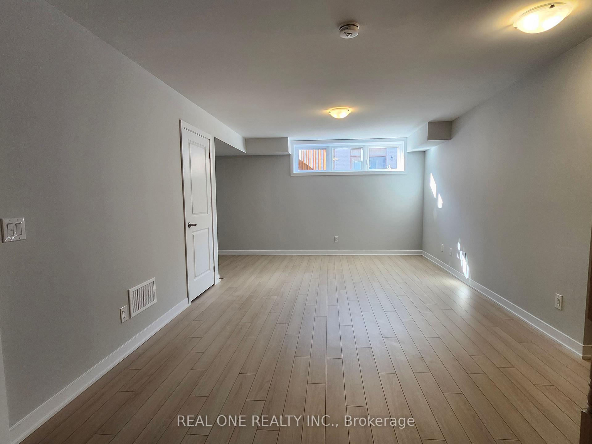 Photo 12 of 14 Freeman Williams Street, Markham, Angus Glen — HOMEH