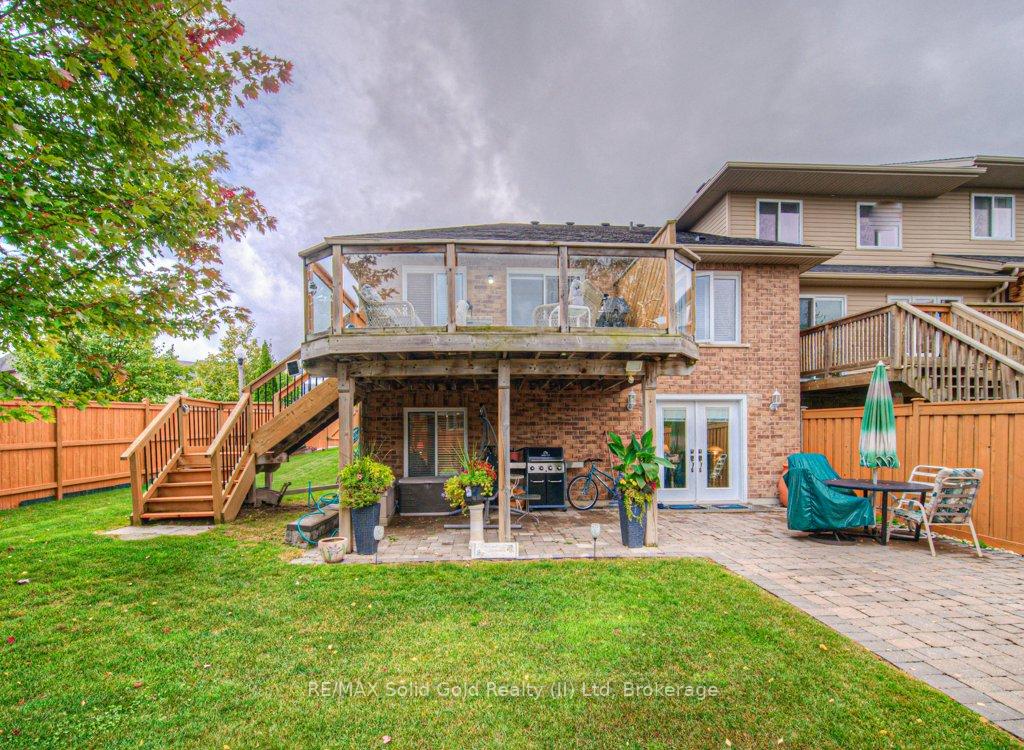 Photo 37 of 970 Zeller Crescent N, Kitchener — HOMEH