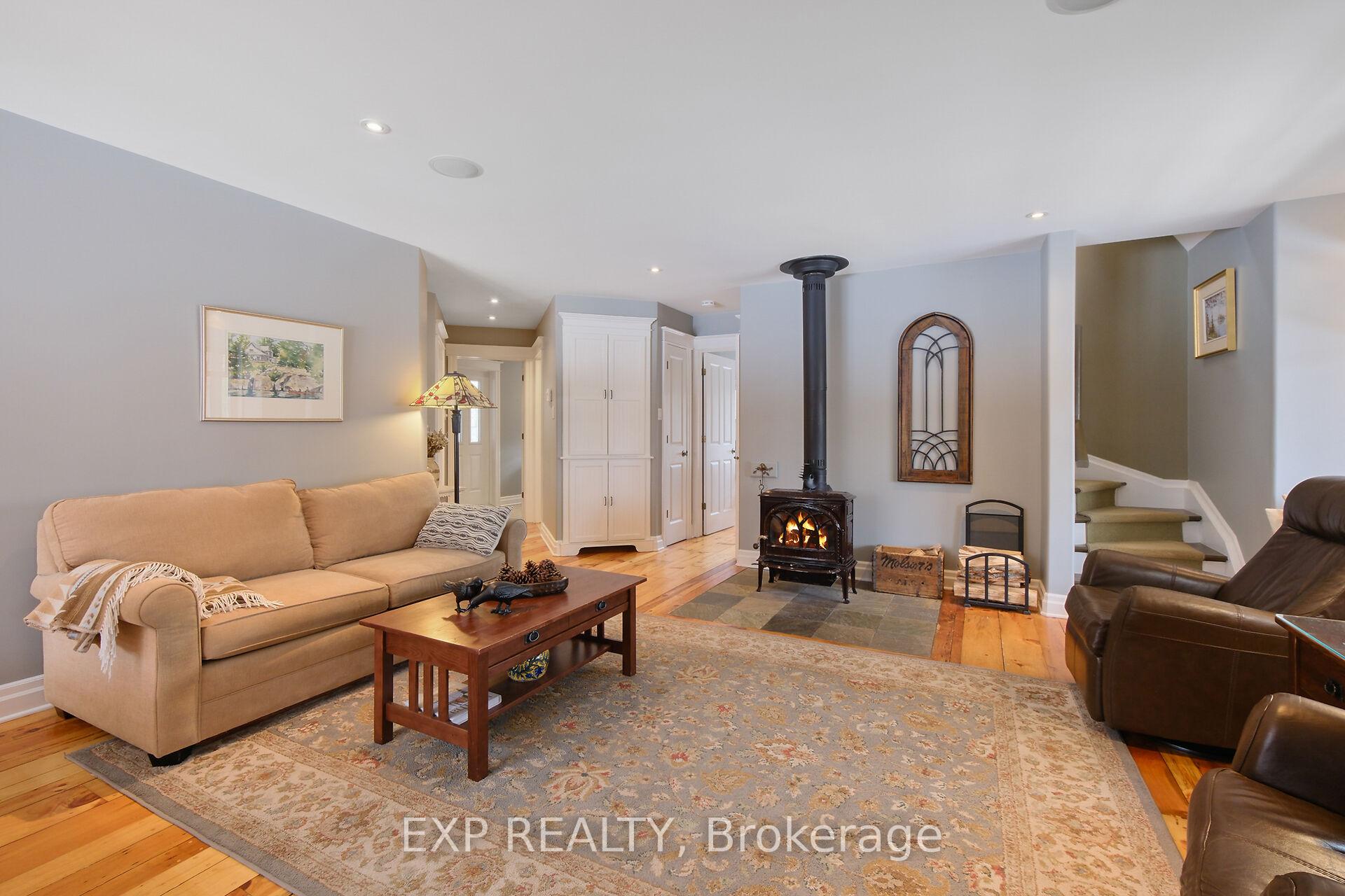 Photo 9 of 1009 Concession 12C Road, Lanark Highlands, Lanark Highlands (Lanark) Twp — HOMEH