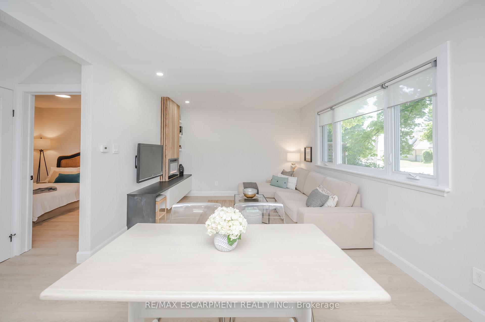 Photo 10 of 45 Glengrove Avenue, Hamilton, McQuesten — HOMEH