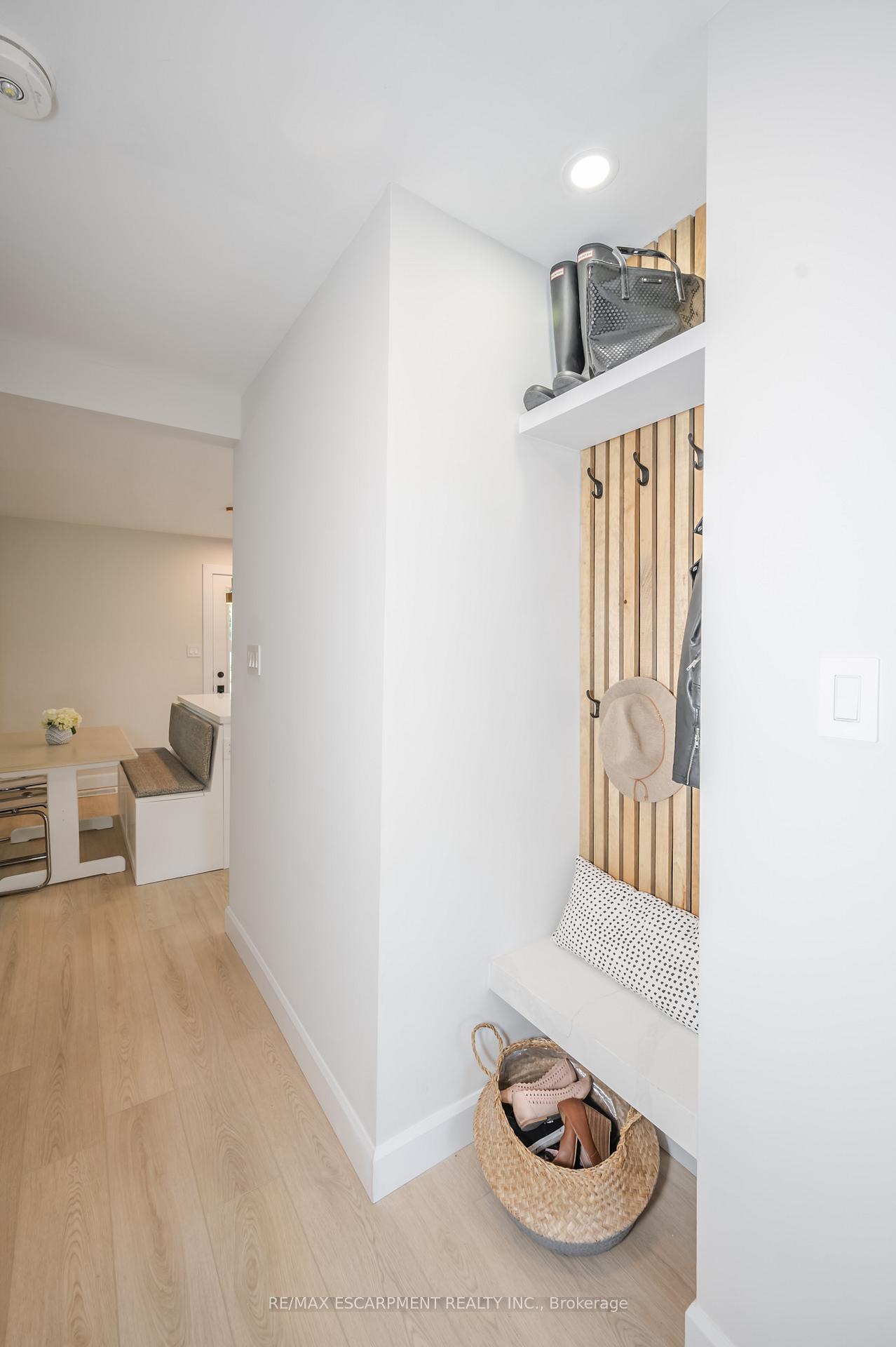 Photo 16 of 45 Glengrove Avenue, Hamilton, McQuesten — HOMEH