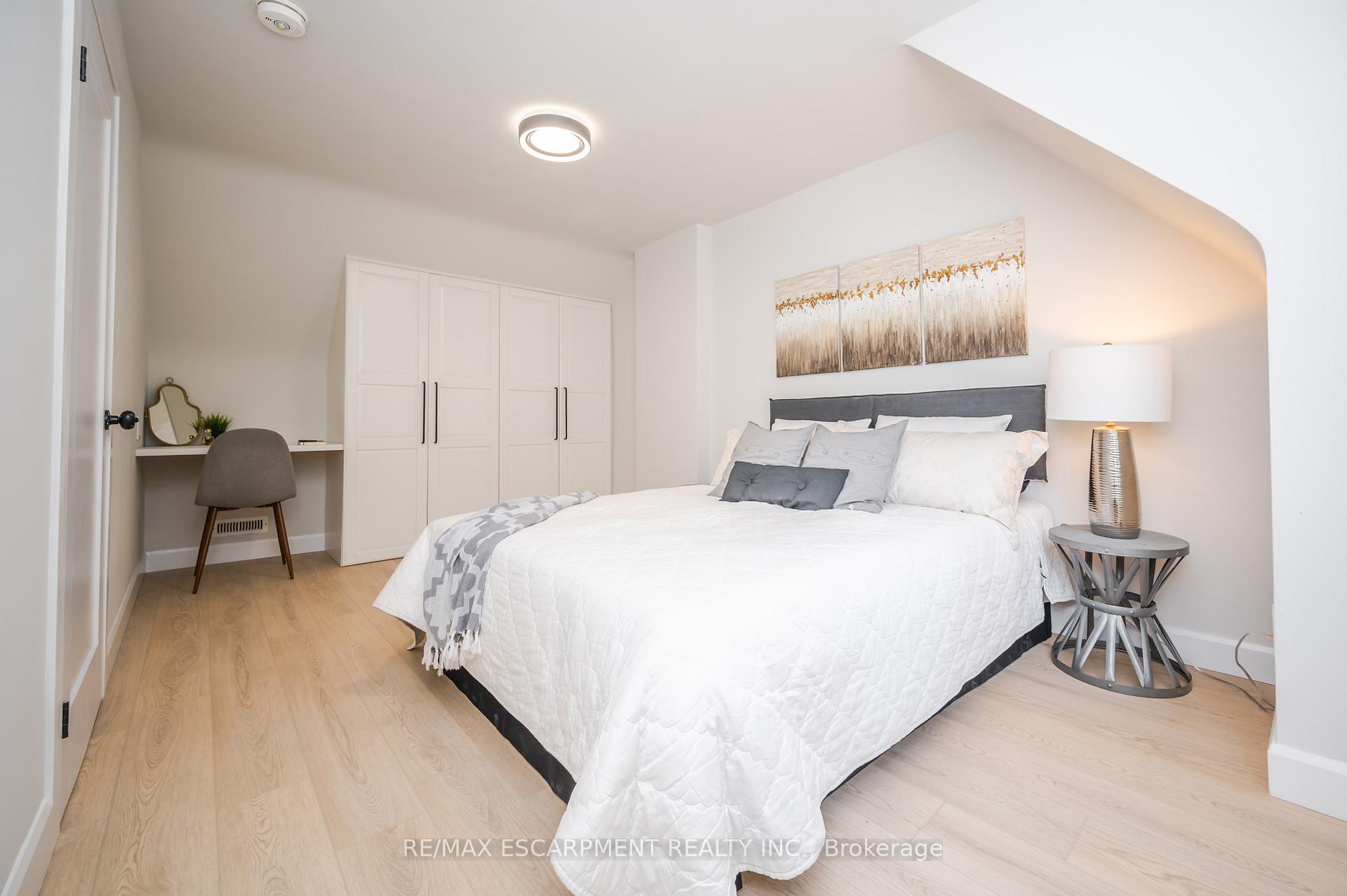Photo 20 of 45 Glengrove Avenue, Hamilton, McQuesten — HOMEH