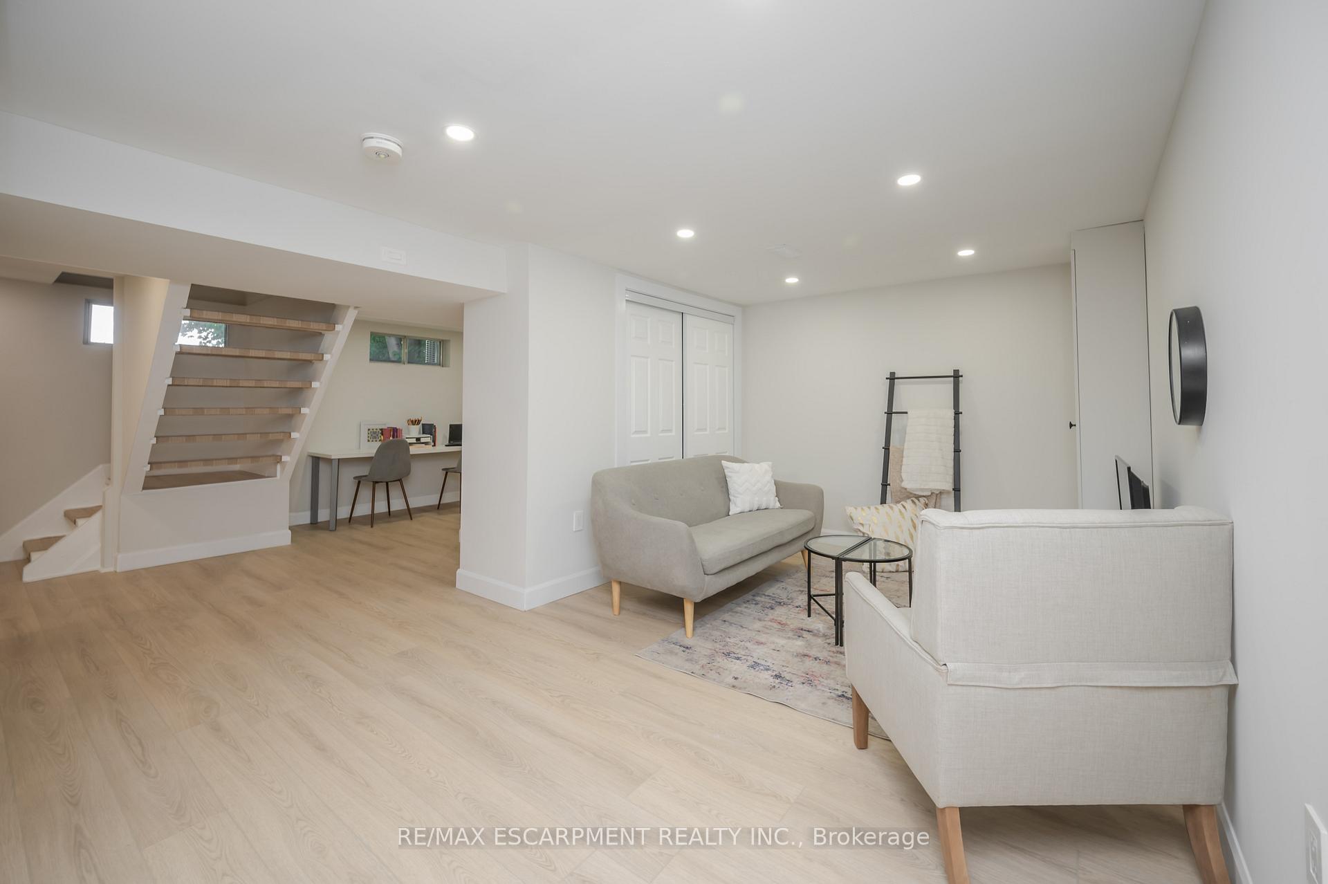 Photo 26 of 45 Glengrove Avenue, Hamilton, McQuesten — HOMEH