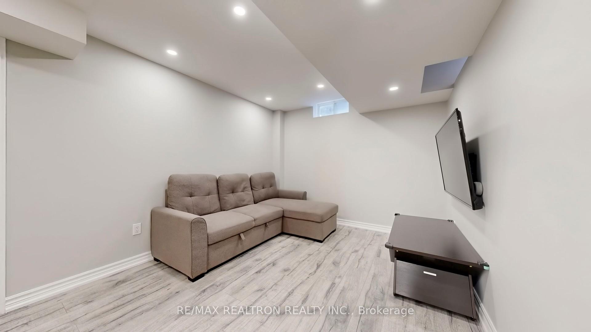 Photo 40 of 88 Memon Place, Markham, Wismer — HOMEH