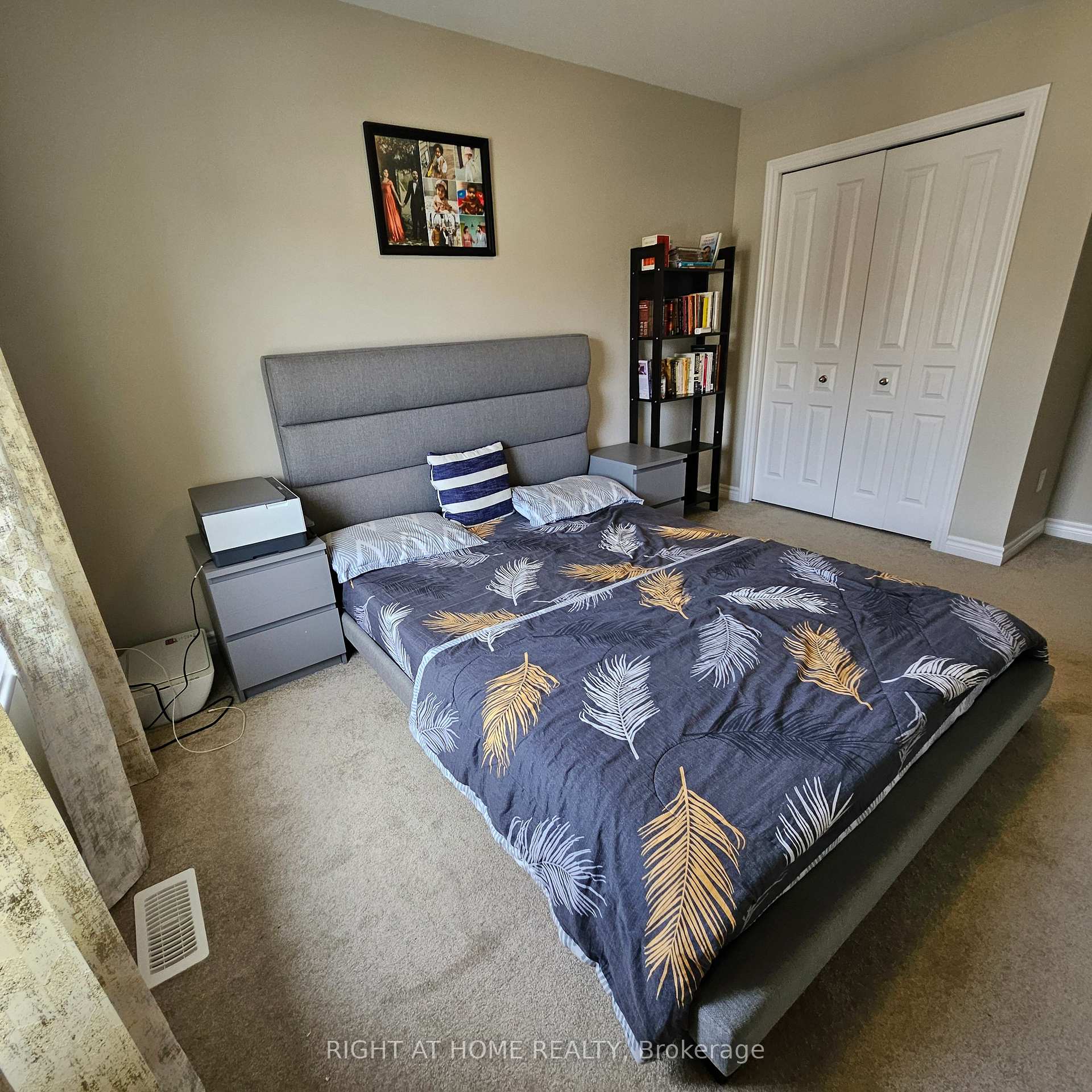 Photo 21 of 564 Triangle Street, Ottawa, Kanata - Emerald Meadows/Trailwest — HOMEH