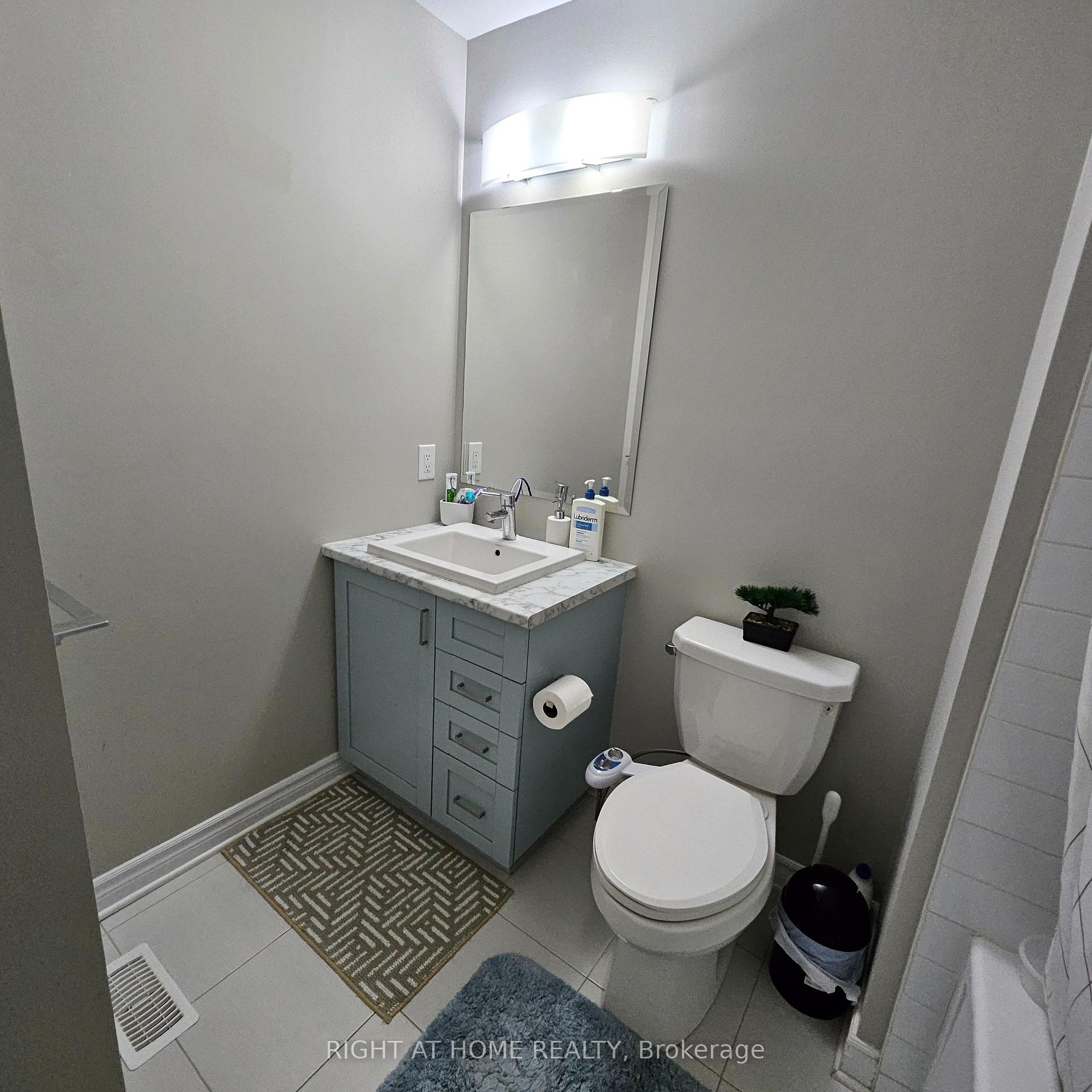 Photo 24 of 564 Triangle Street, Ottawa, Kanata - Emerald Meadows/Trailwest — HOMEH