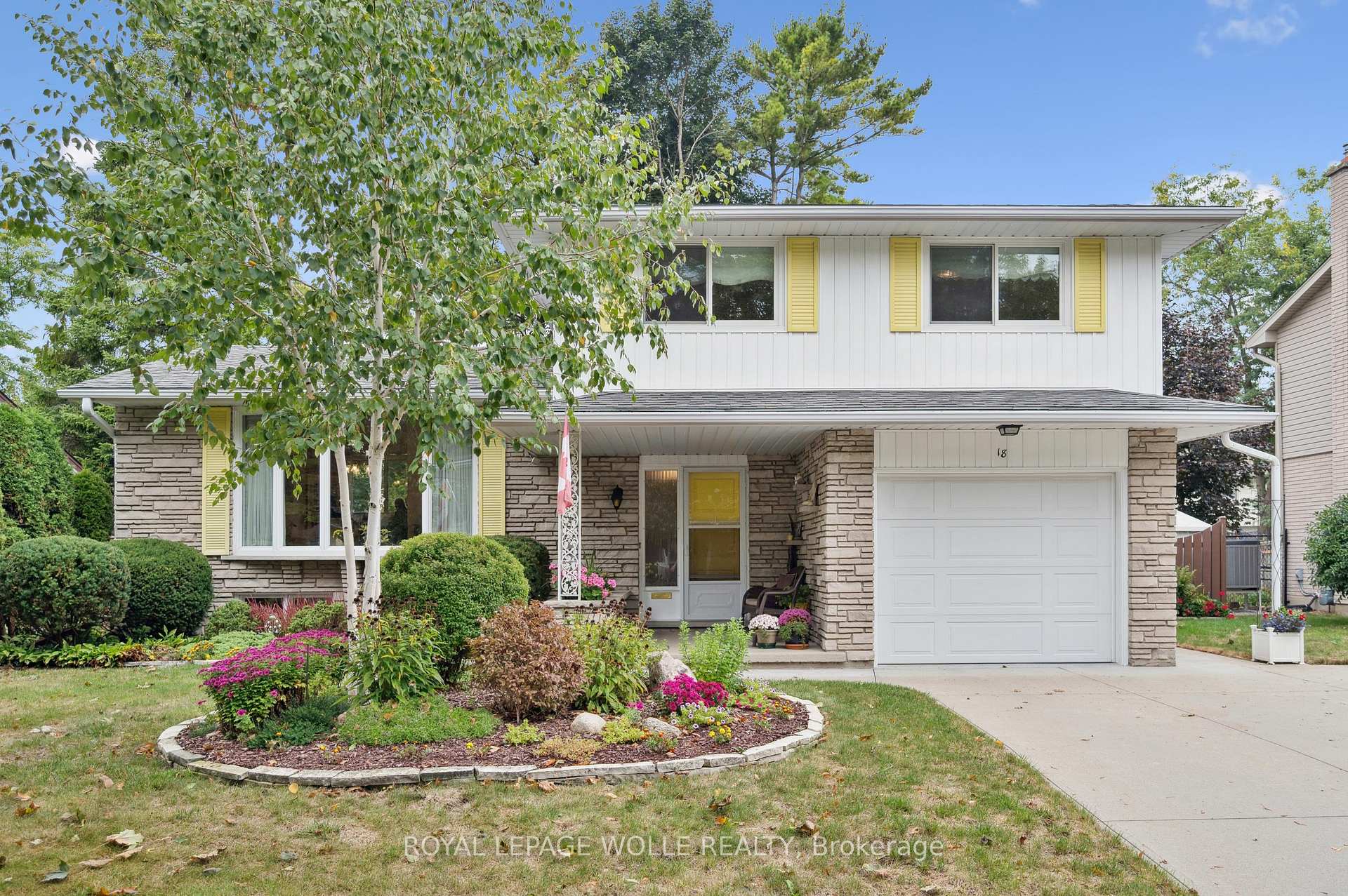 Photo 1 of 18 Simpson Avenue, Kitchener — HOMEH