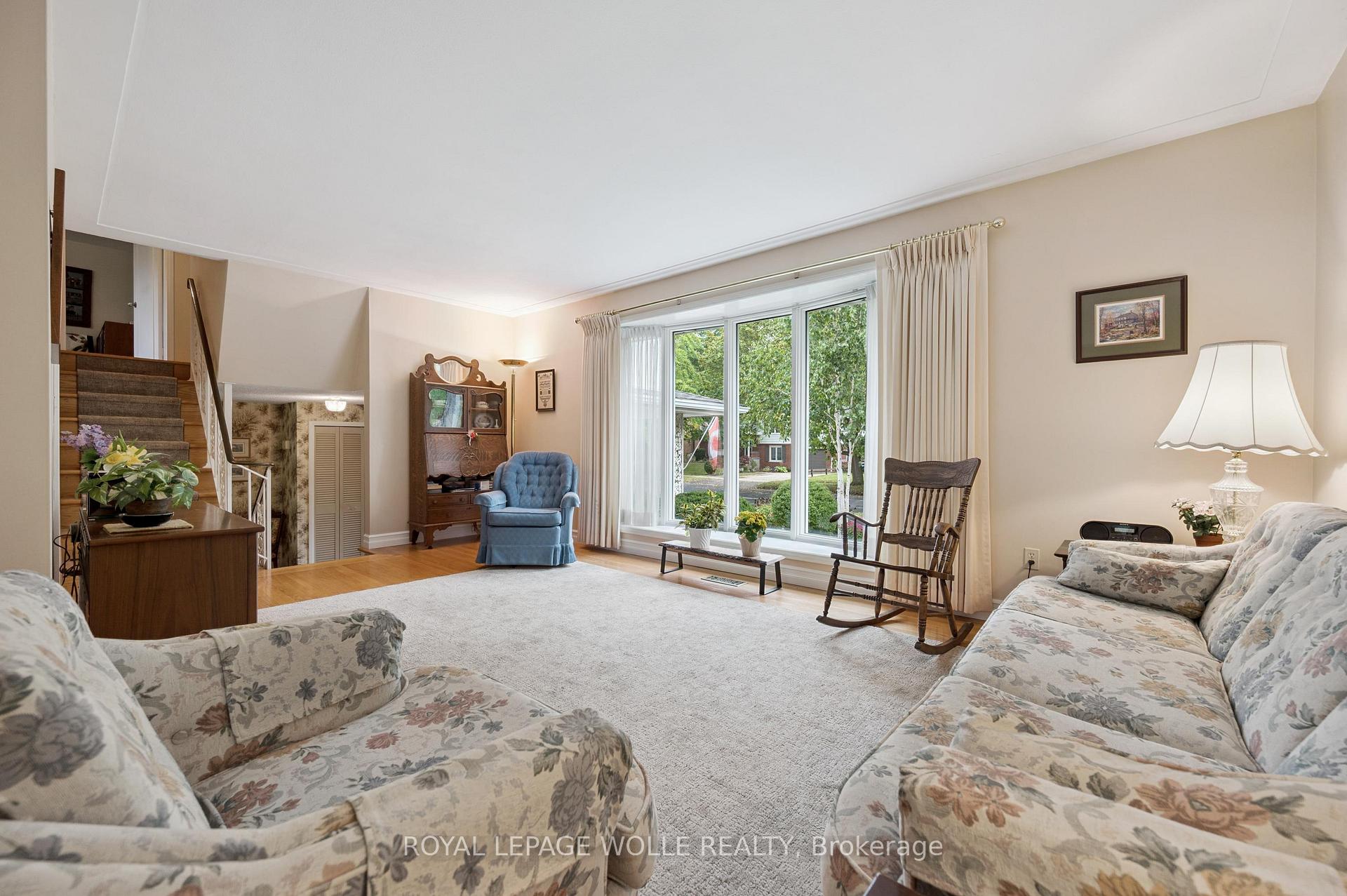 Photo 12 of 18 Simpson Avenue, Kitchener — HOMEH
