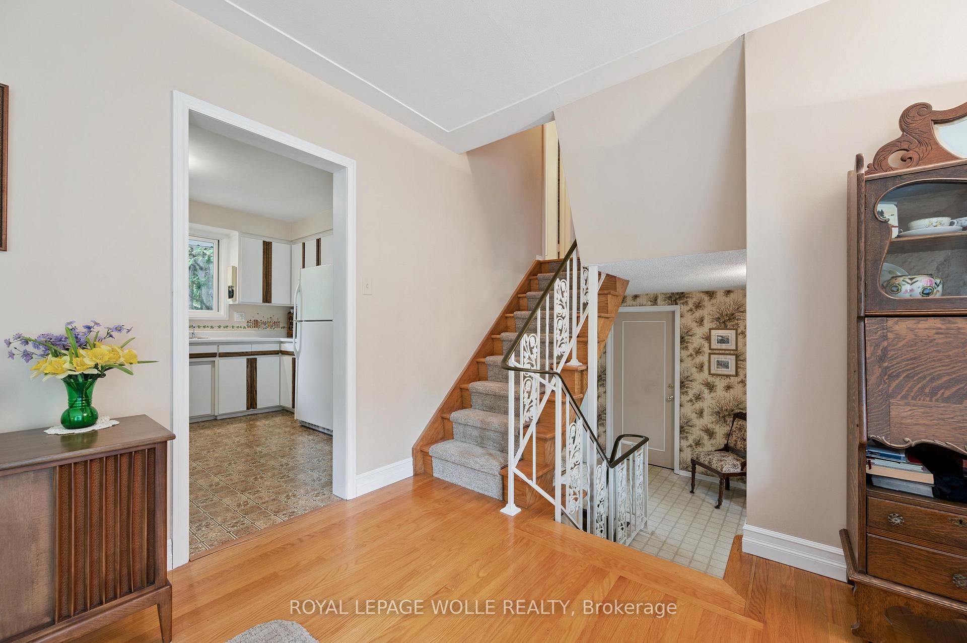 Photo 20 of 18 Simpson Avenue, Kitchener — HOMEH