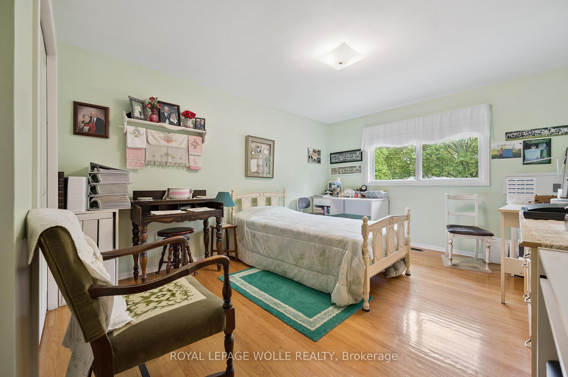 Photo 27 of 18 Simpson Avenue, Kitchener — HOMEH