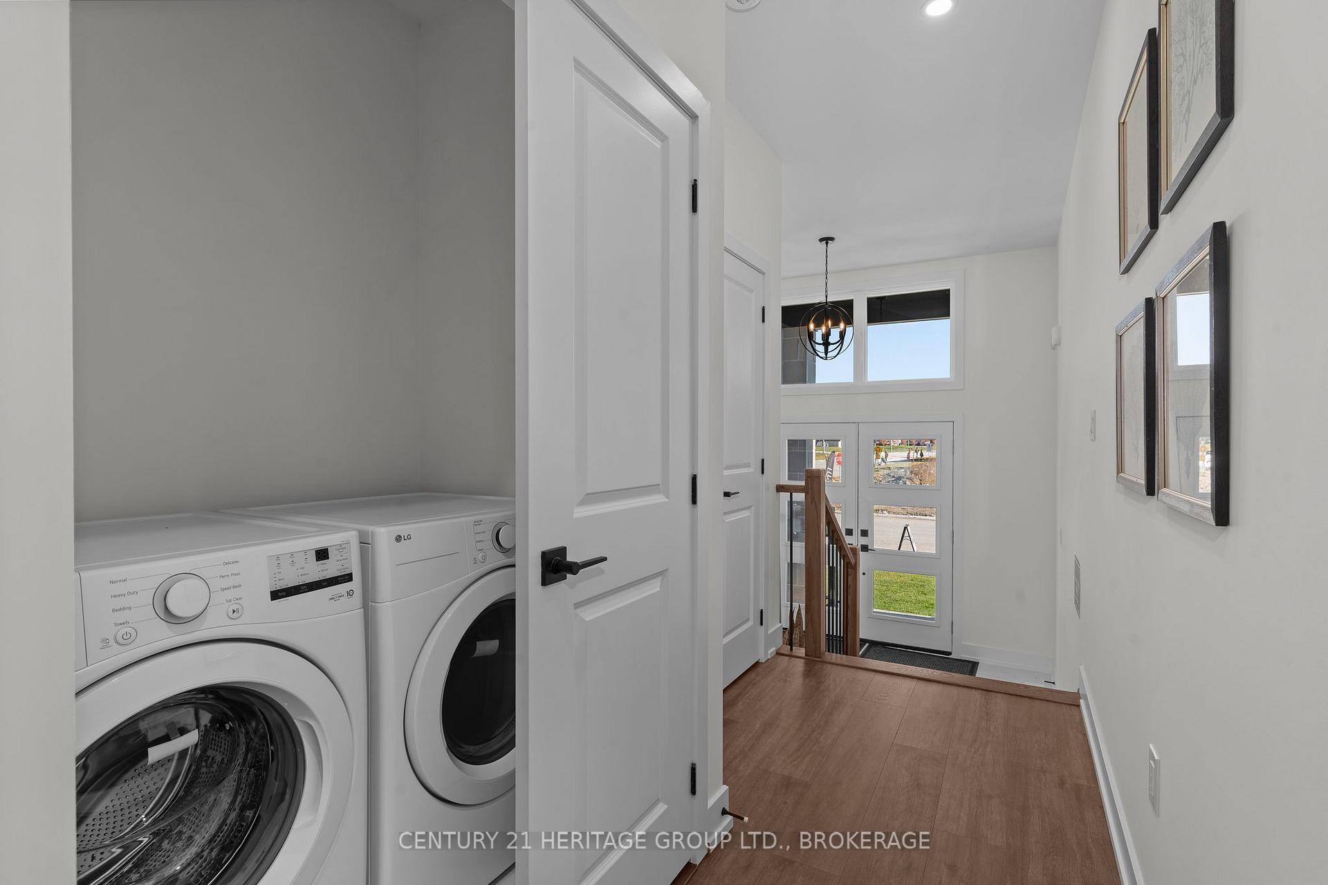 Photo 7 of 107 Creighton Drive, Loyalist, Lennox and Addington - South — HOMEH