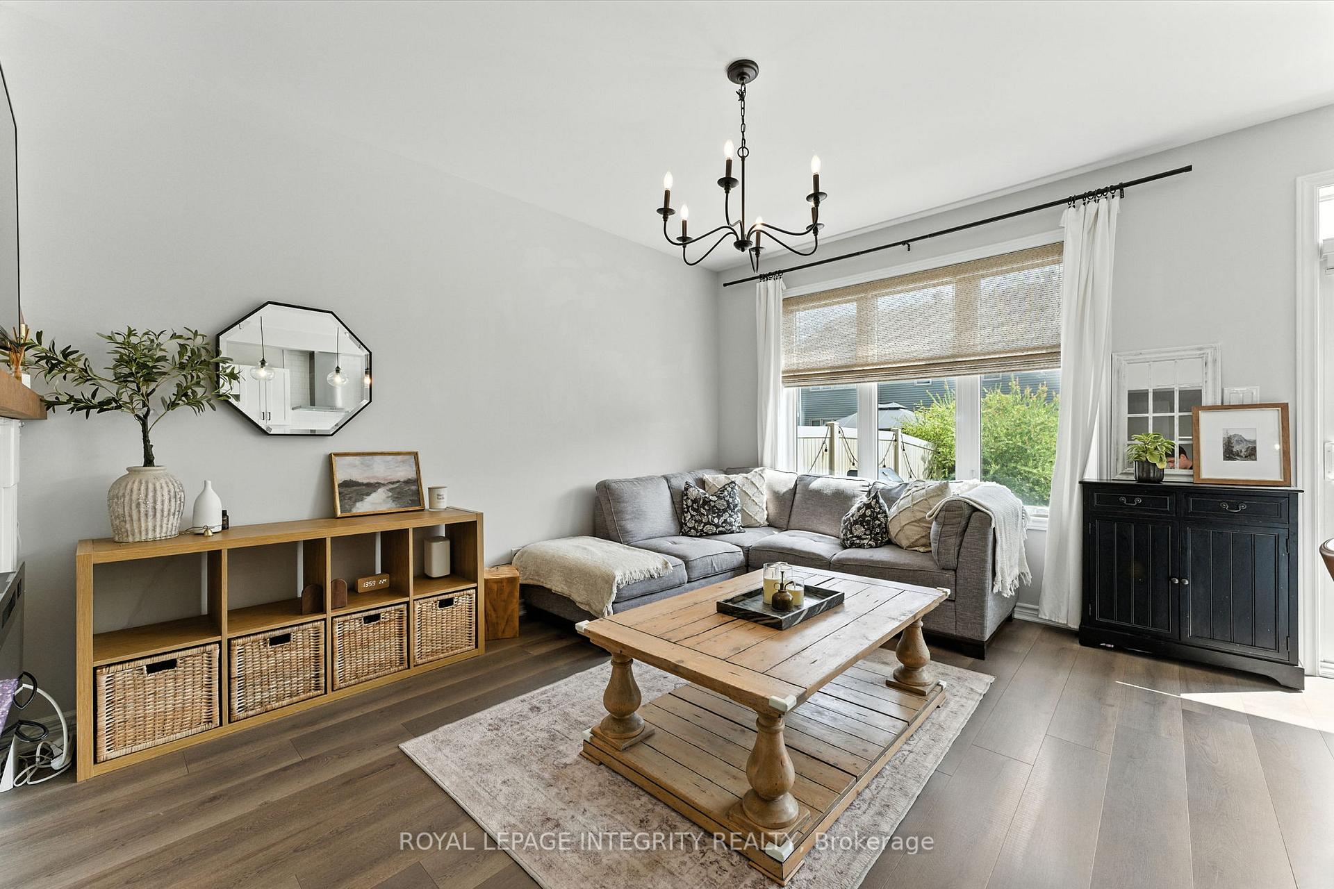 Photo 5 of 514 Cope Drive, Ottawa, Kanata - Emerald Meadows/Trailwest — HOMEH