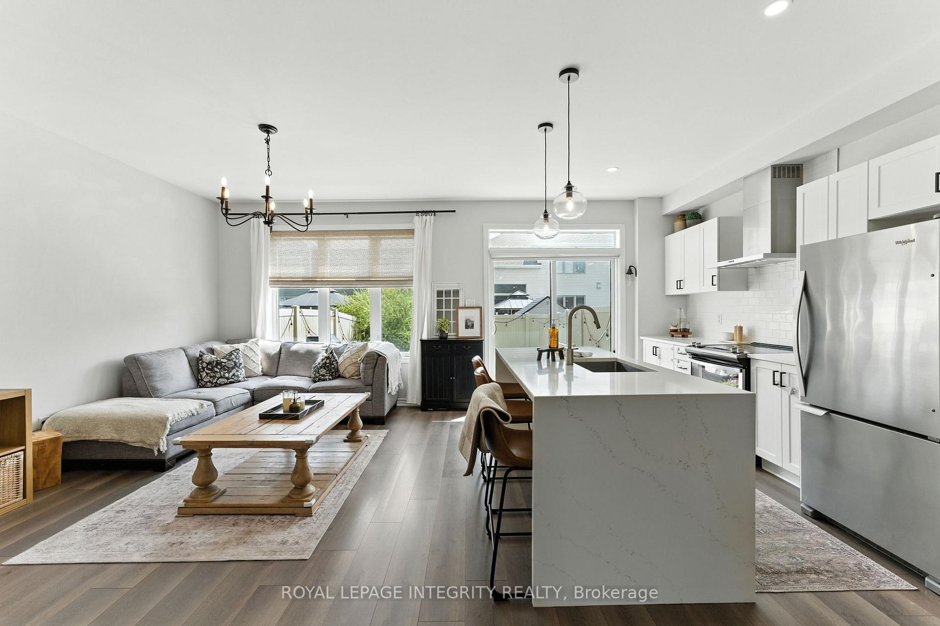 Photo 7 of 514 Cope Drive, Ottawa, Kanata - Emerald Meadows/Trailwest — HOMEH
