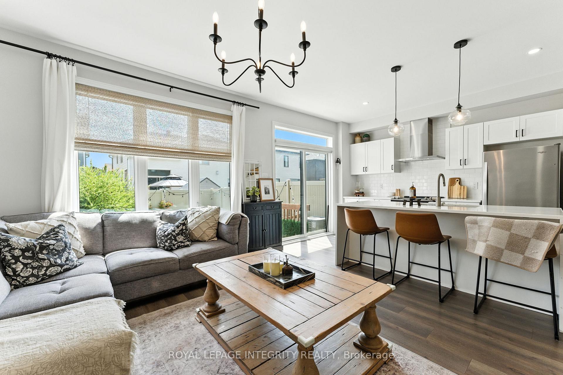 Photo 8 of 514 Cope Drive, Ottawa, Kanata - Emerald Meadows/Trailwest — HOMEH