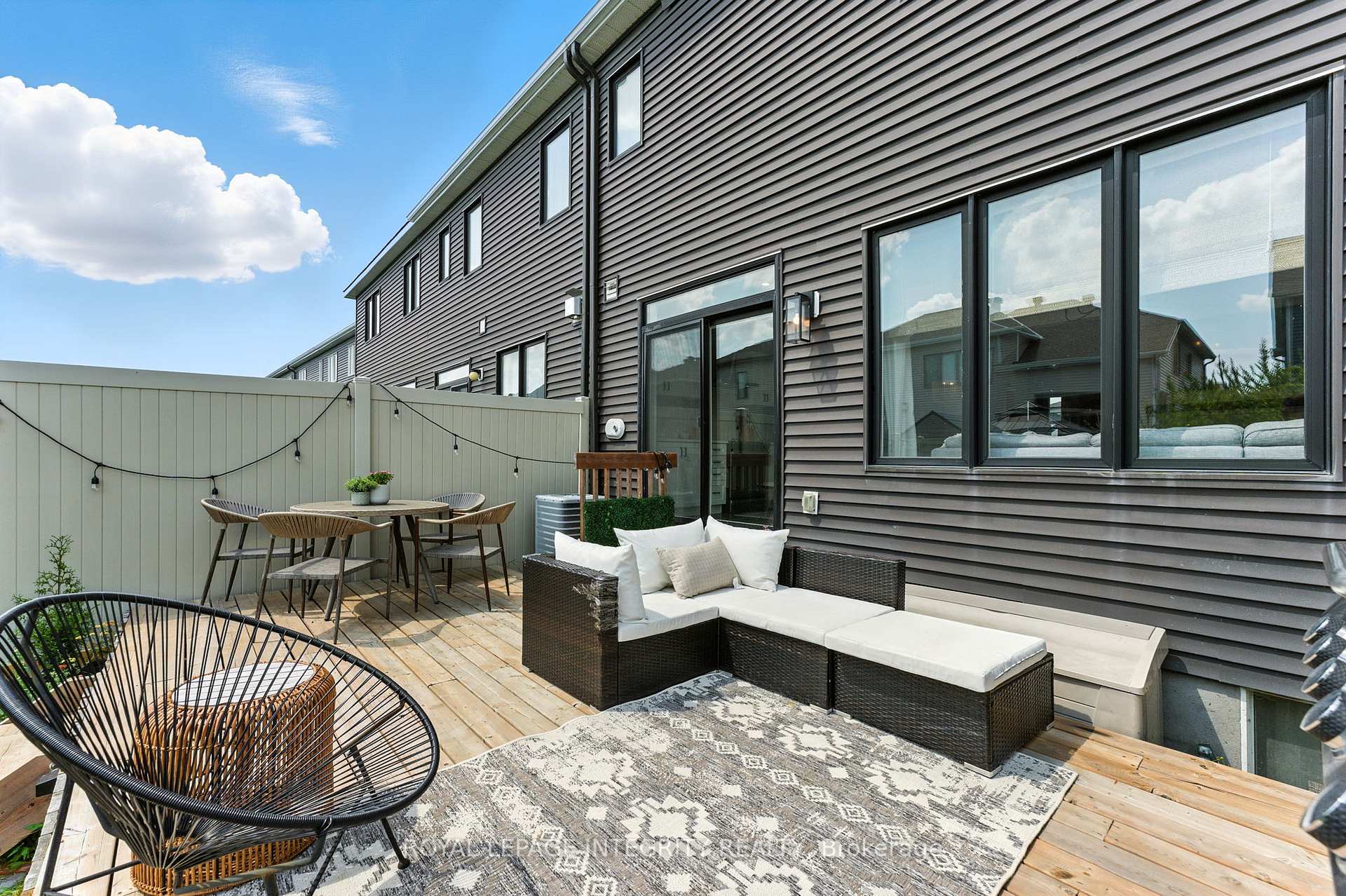 Photo 35 of 514 Cope Drive, Ottawa, Kanata - Emerald Meadows/Trailwest — HOMEH
