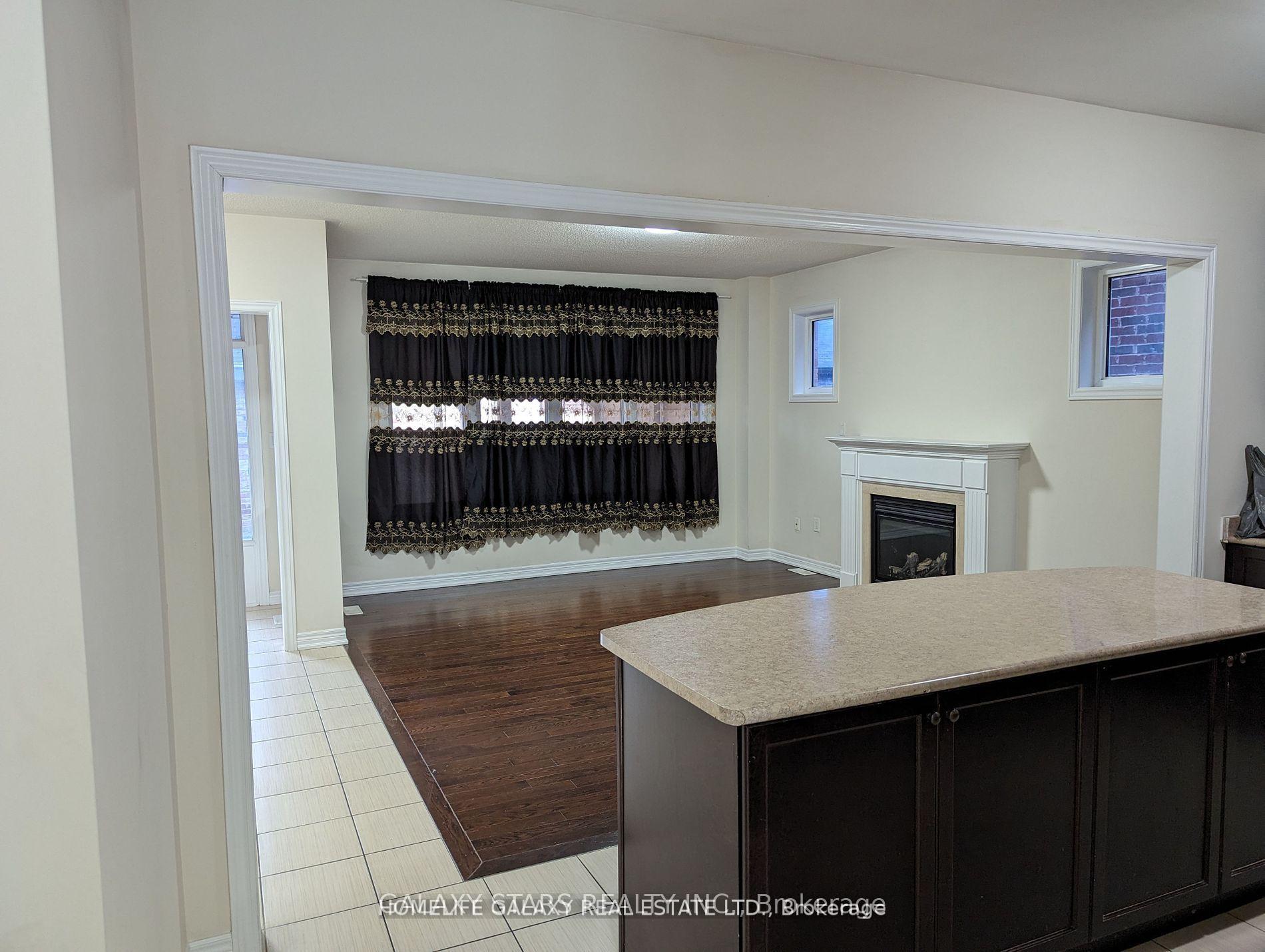 Photo 5 of 364 Cornell Centre Boulevard, Markham, Cornell — HOMEH