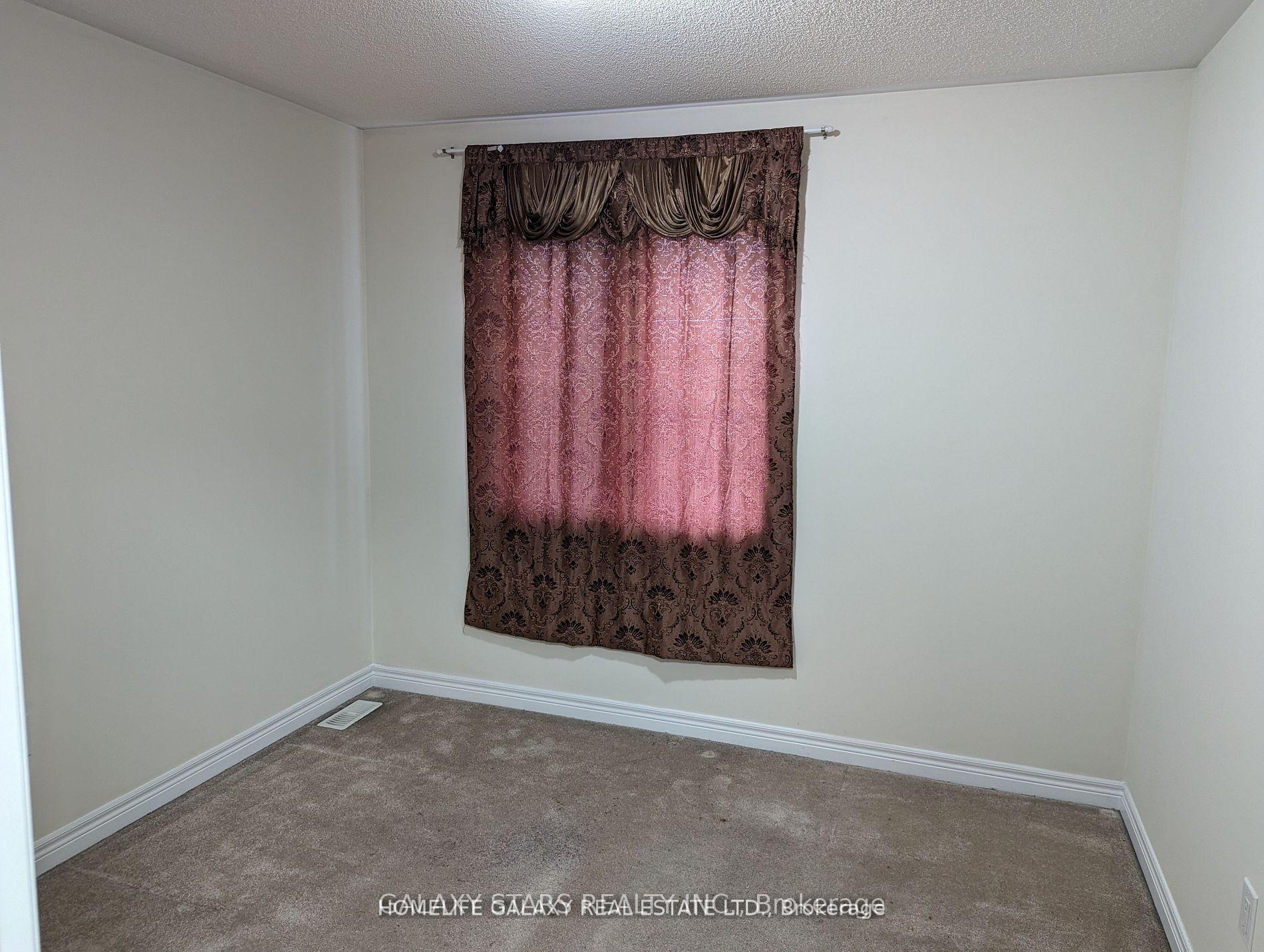 Photo 11 of 364 Cornell Centre Boulevard, Markham, Cornell — HOMEH