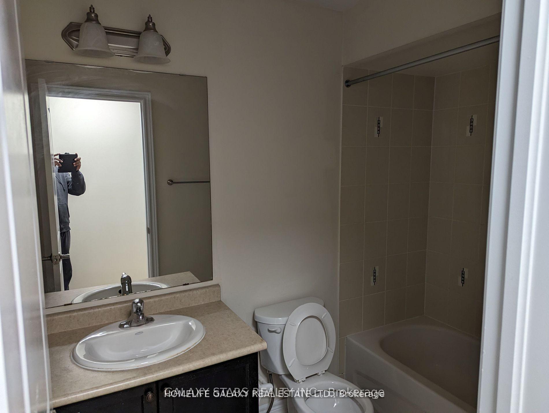 Photo 12 of 364 Cornell Centre Boulevard, Markham, Cornell — HOMEH