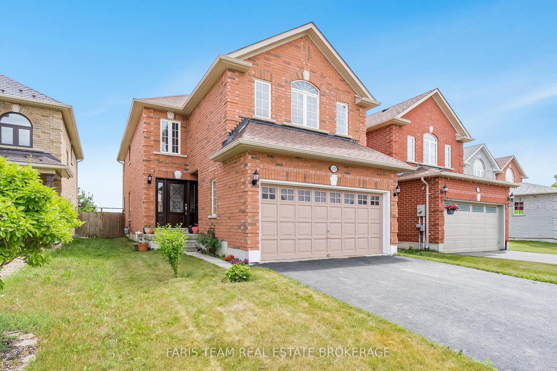 Photo 3 of 1333 Fox Hill Street, Innisfil, Alcona — HOMEH