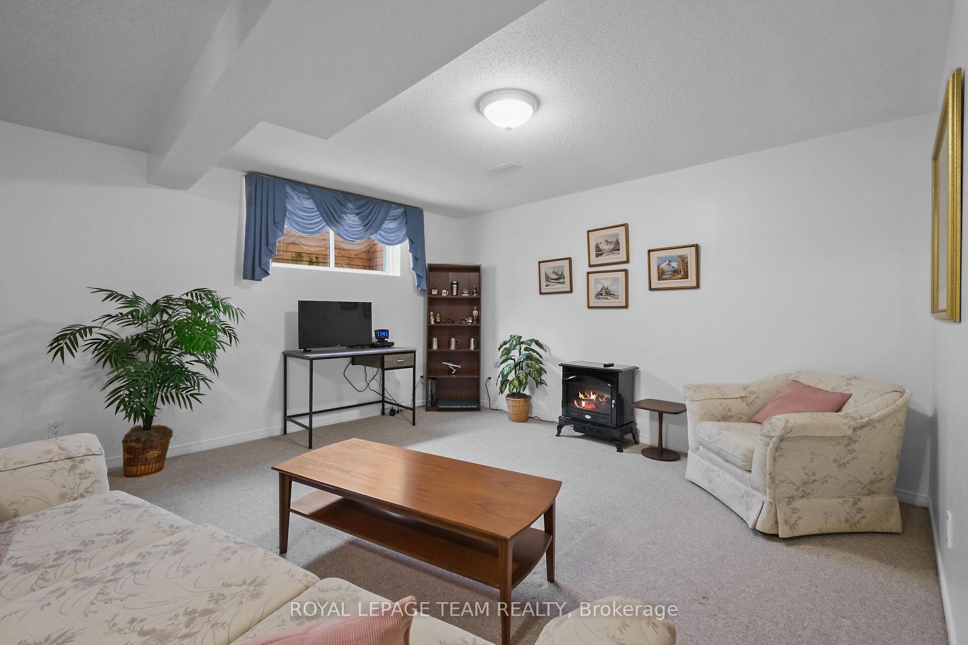 Photo 34 of 20 Peregrine Crescent, Ottawa, Kanata - Bridlewood — HOMEH