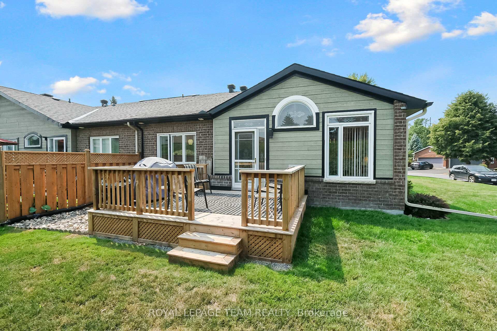 Photo 41 of 20 Peregrine Crescent, Ottawa, Kanata - Bridlewood — HOMEH