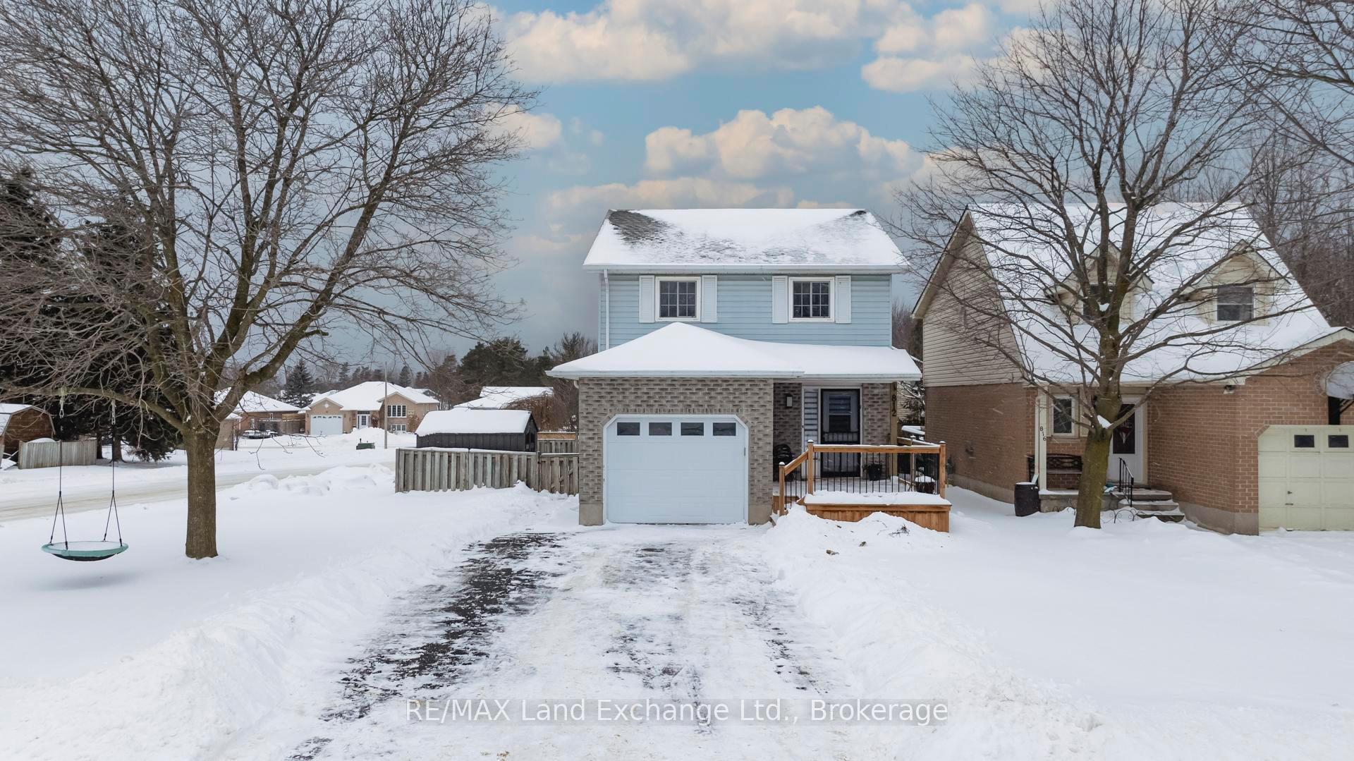 Photo 1 of 812 MacKendrick Drive, Kincardine — HOMEH
