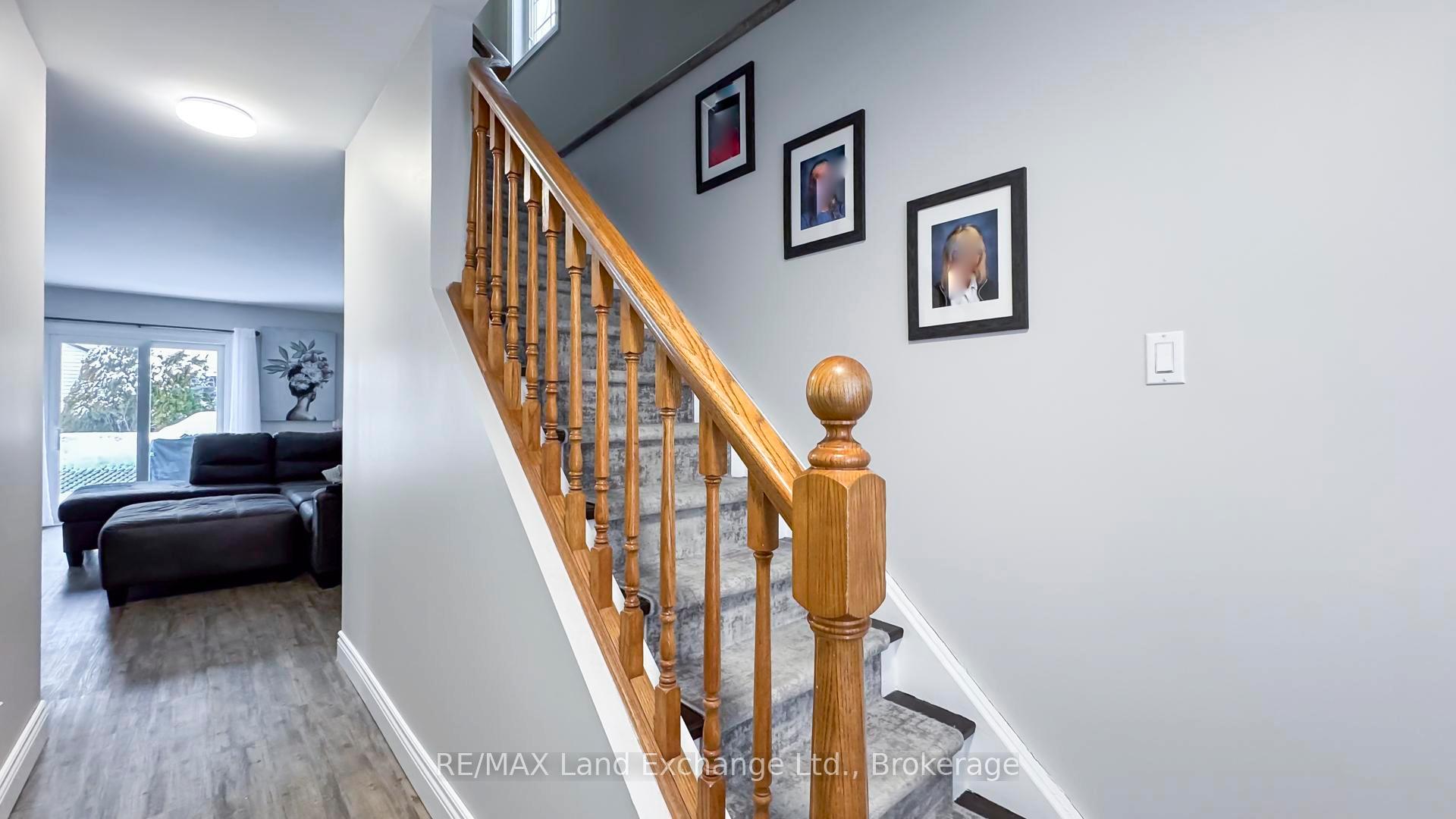 Photo 7 of 812 MacKendrick Drive, Kincardine — HOMEH