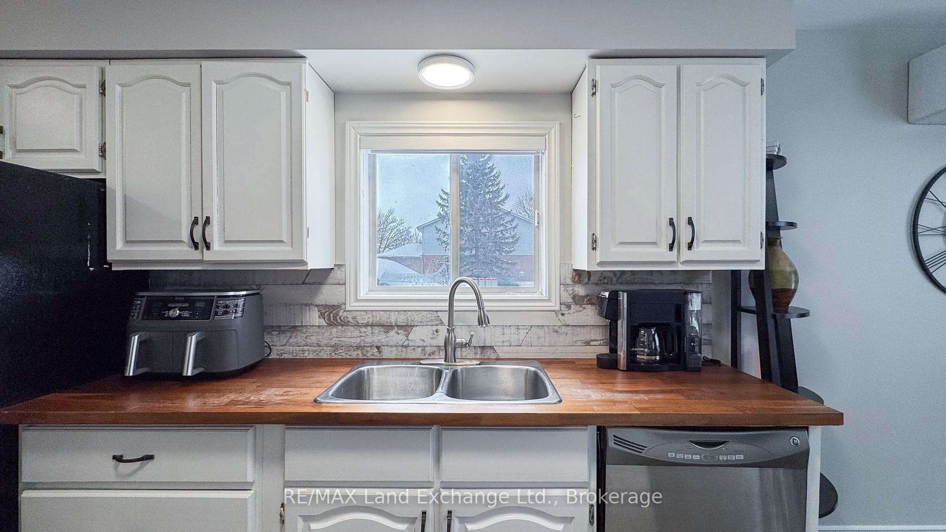 Photo 15 of 812 MacKendrick Drive, Kincardine — HOMEH