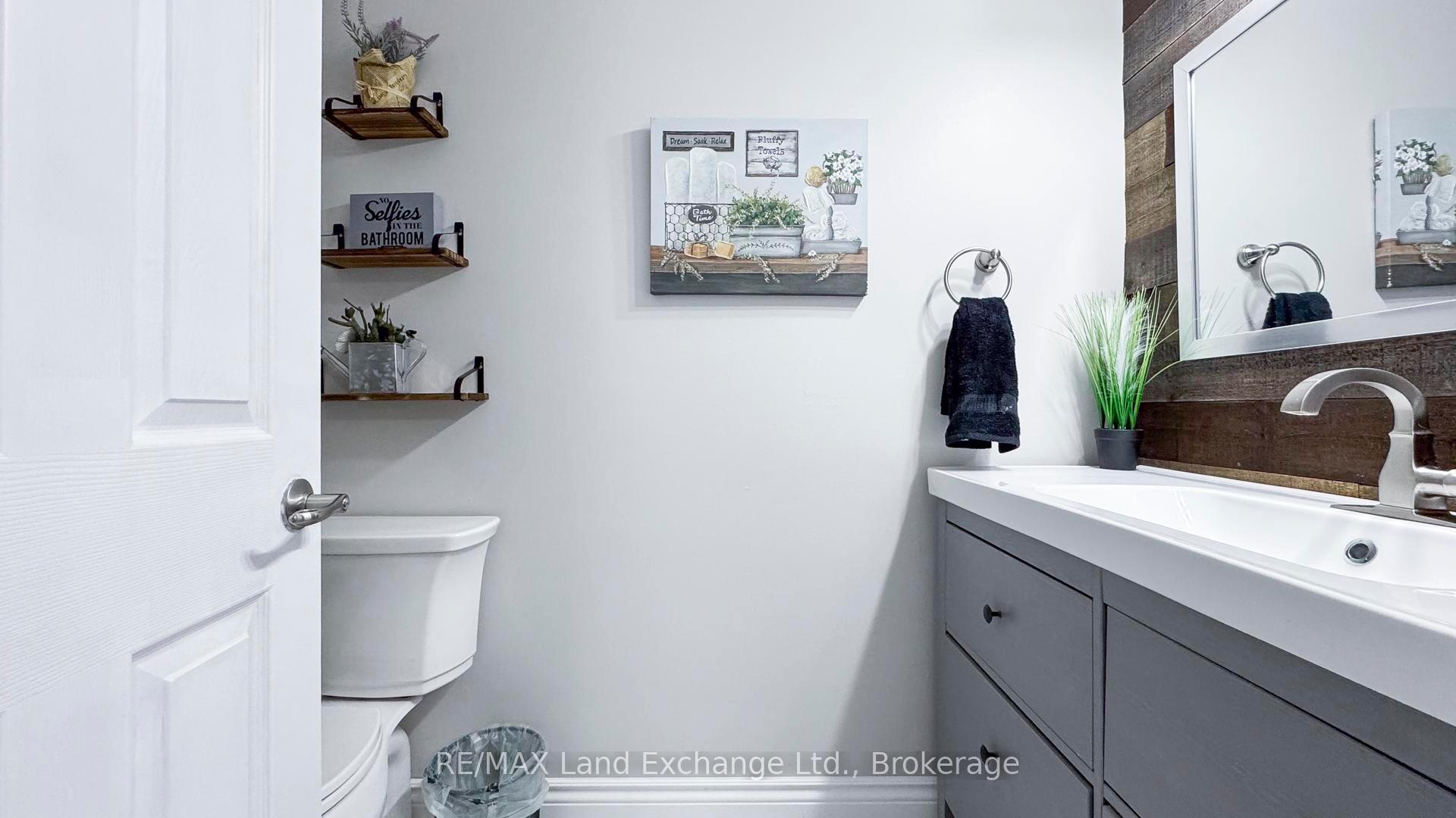 Photo 18 of 812 MacKendrick Drive, Kincardine — HOMEH