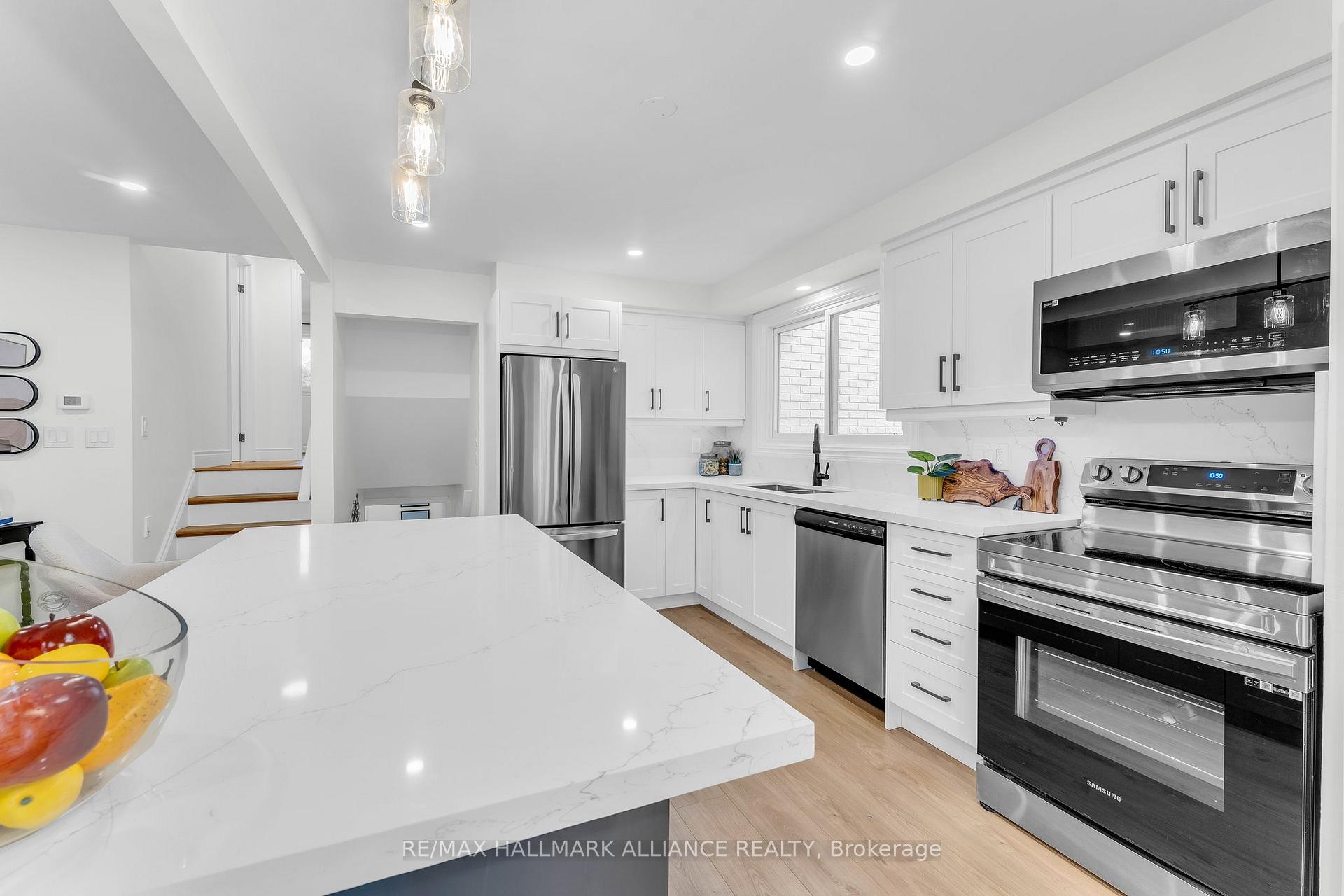 Photo 10 of Unit Main, 9 Piper Place, Hamilton, Gourley — HOMEH