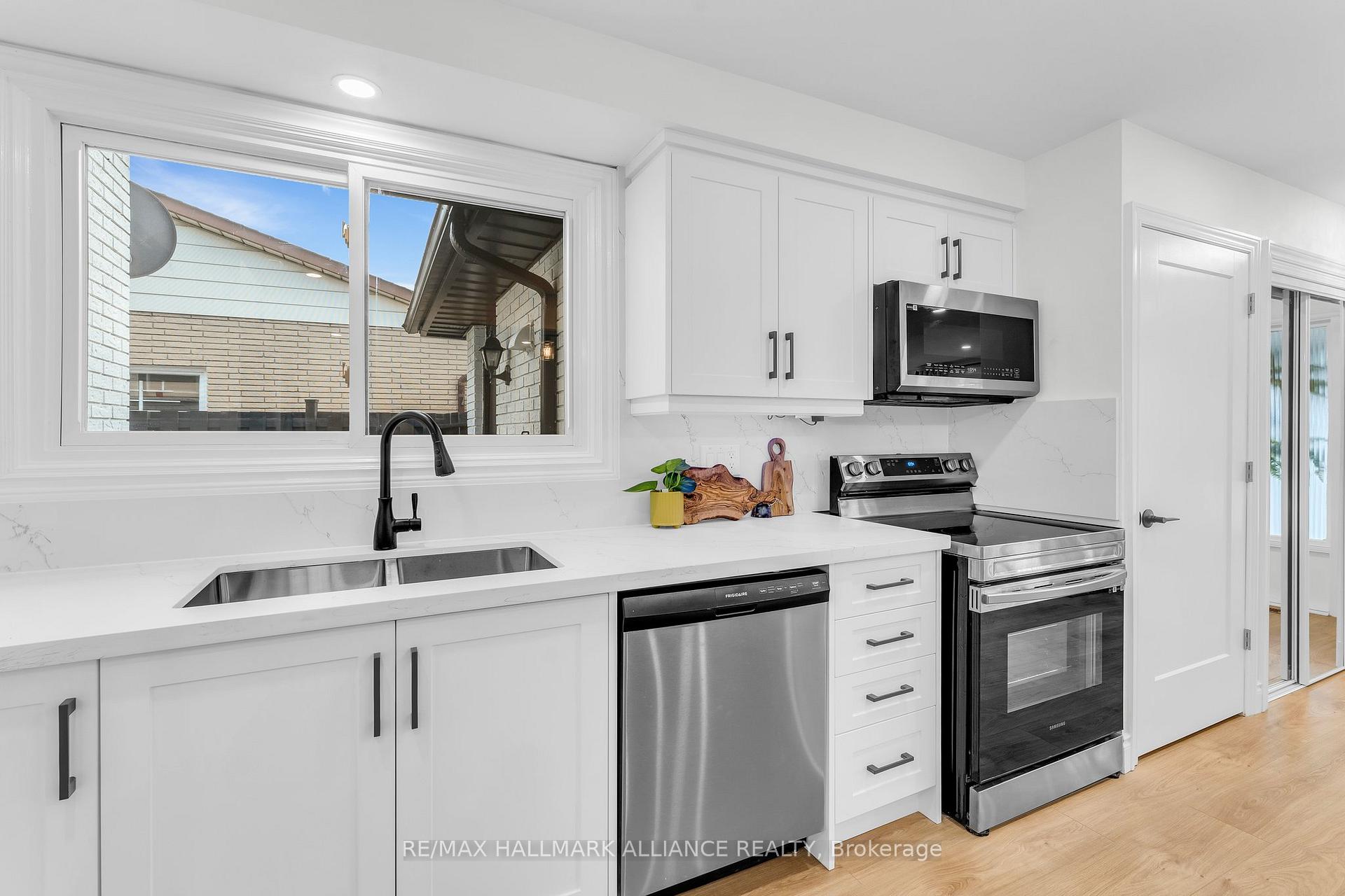 Photo 13 of Unit Main, 9 Piper Place, Hamilton, Gourley — HOMEH