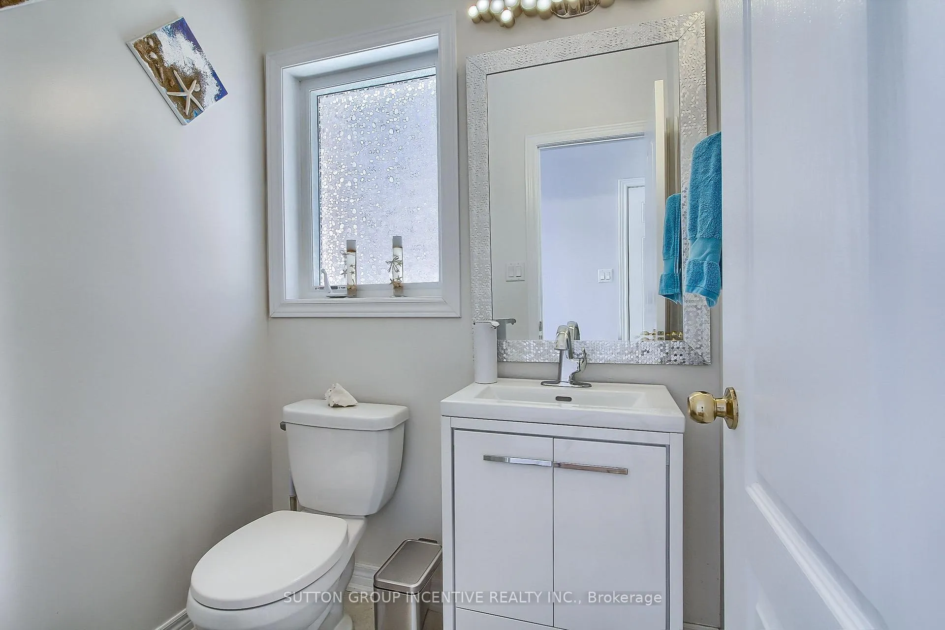 Photo 5 of 1457 Lormel Gate Avenue, Innisfil, Lefroy — HOMEH