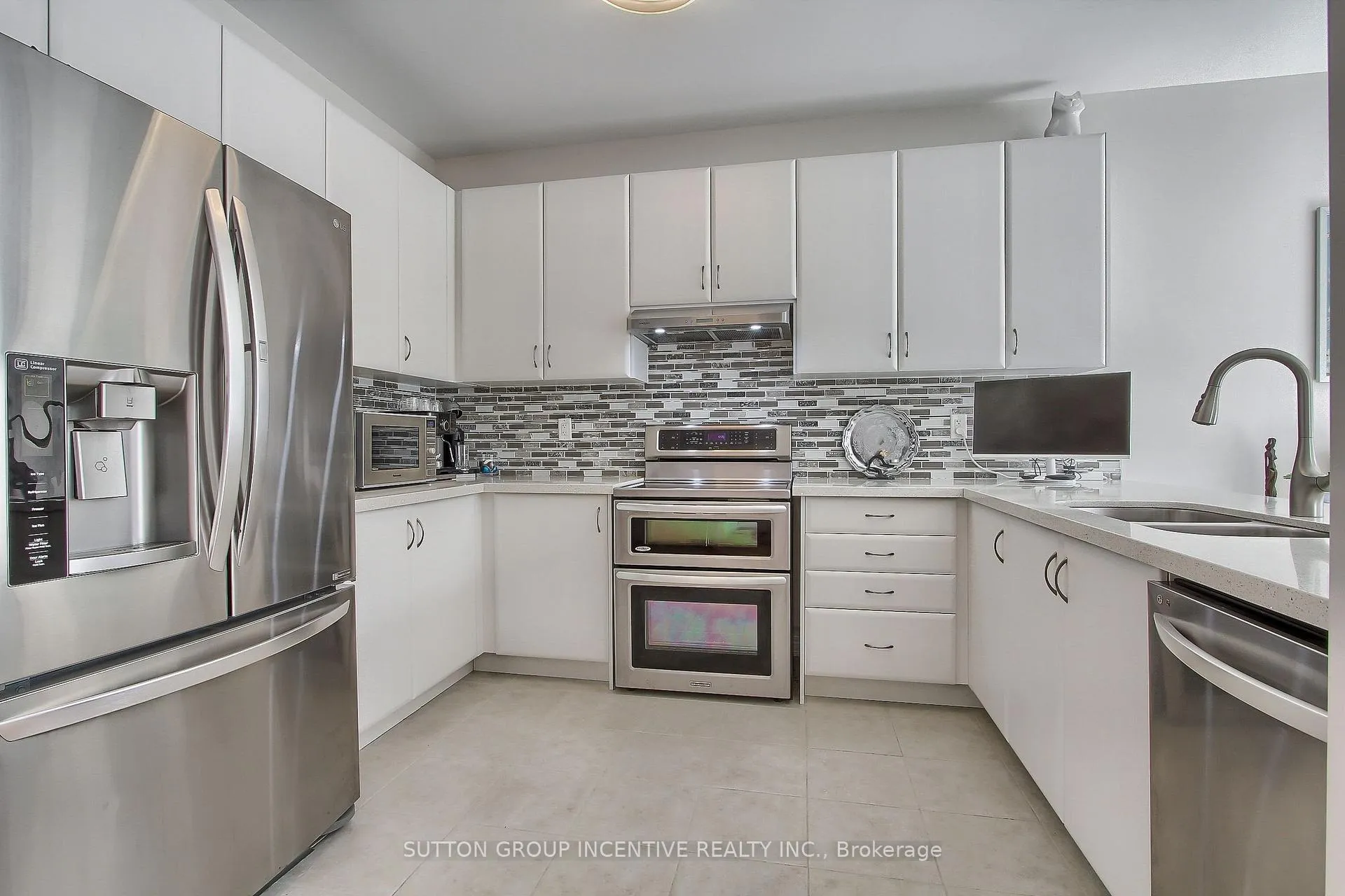 Photo 12 of 1457 Lormel Gate Avenue, Innisfil, Lefroy — HOMEH