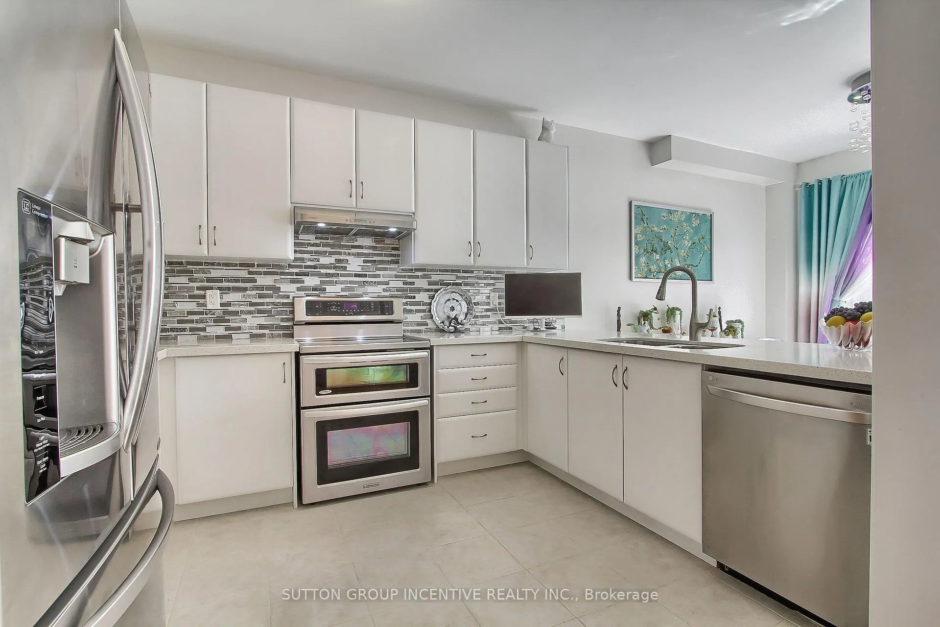 Photo 13 of 1457 Lormel Gate Avenue, Innisfil, Lefroy — HOMEH
