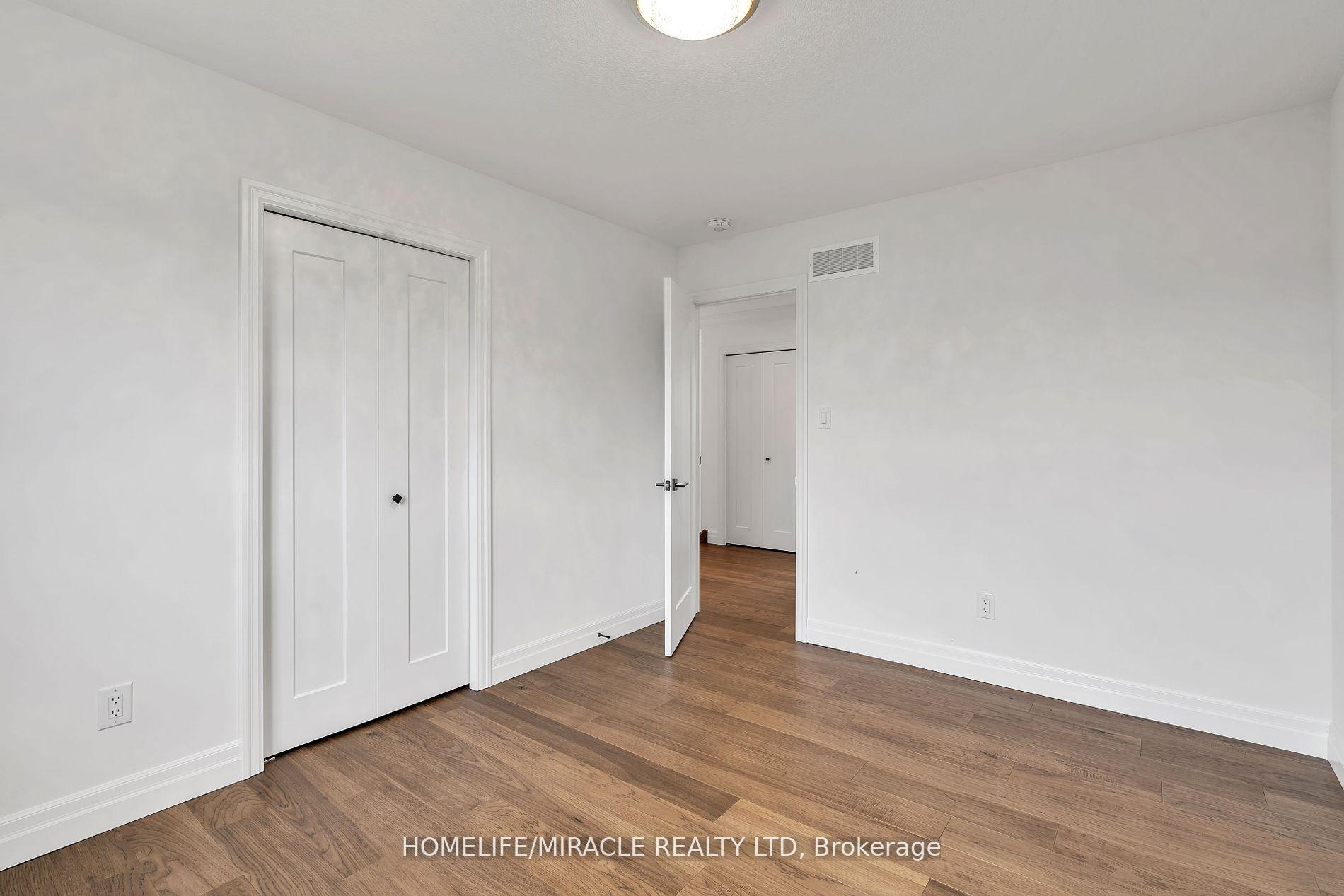 Photo 5 of 115 Jefferson Street W, Lucan Biddulph, Lucan — HOMEH